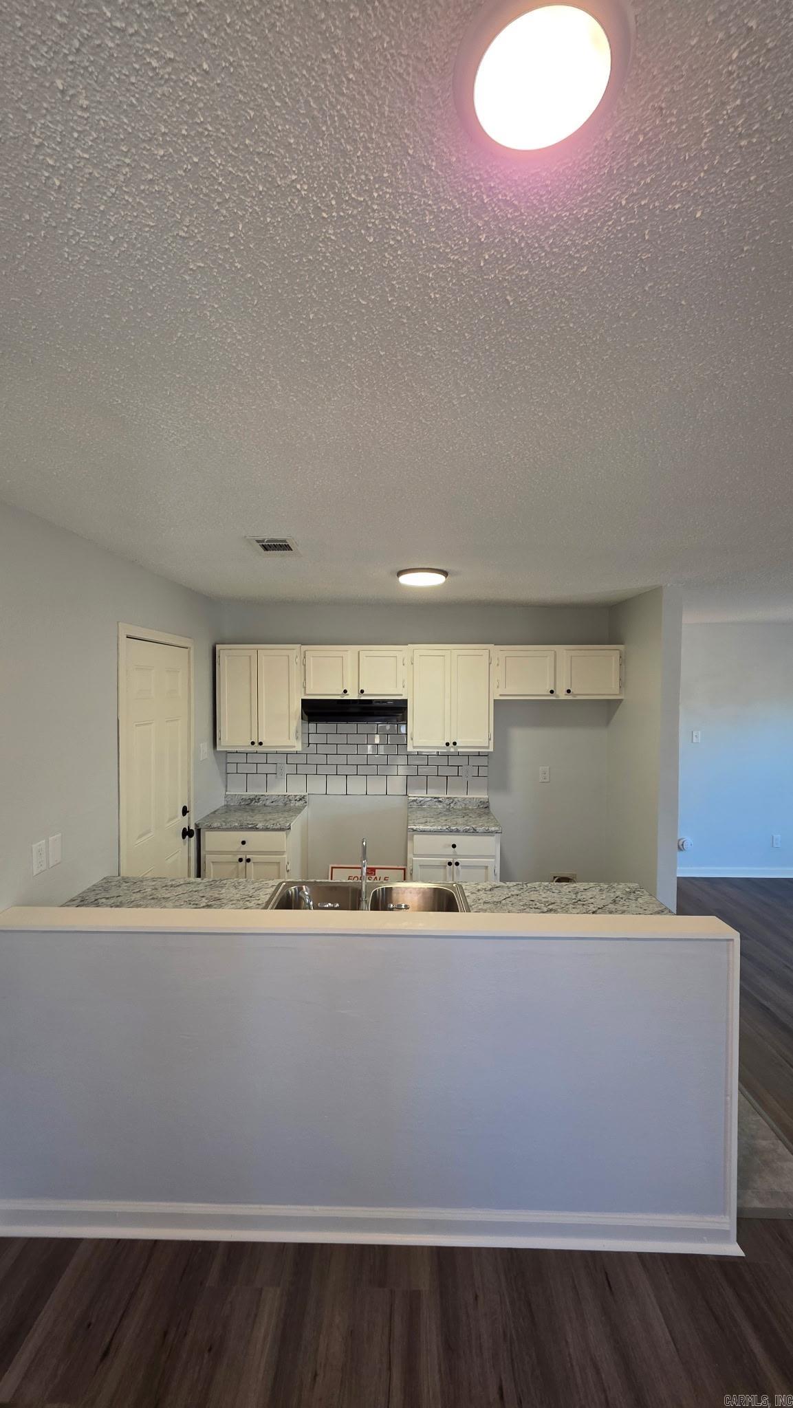 Covenant Cove - Residential Lease