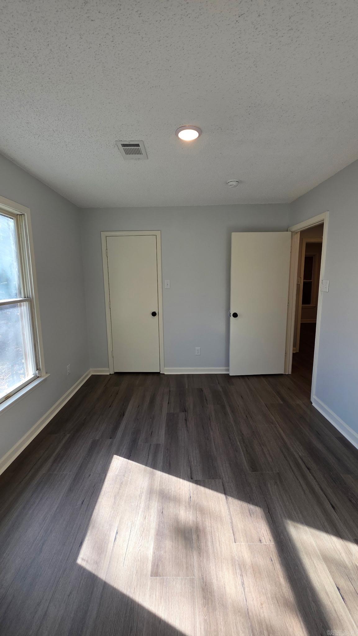 Covenant Cove - Residential Lease