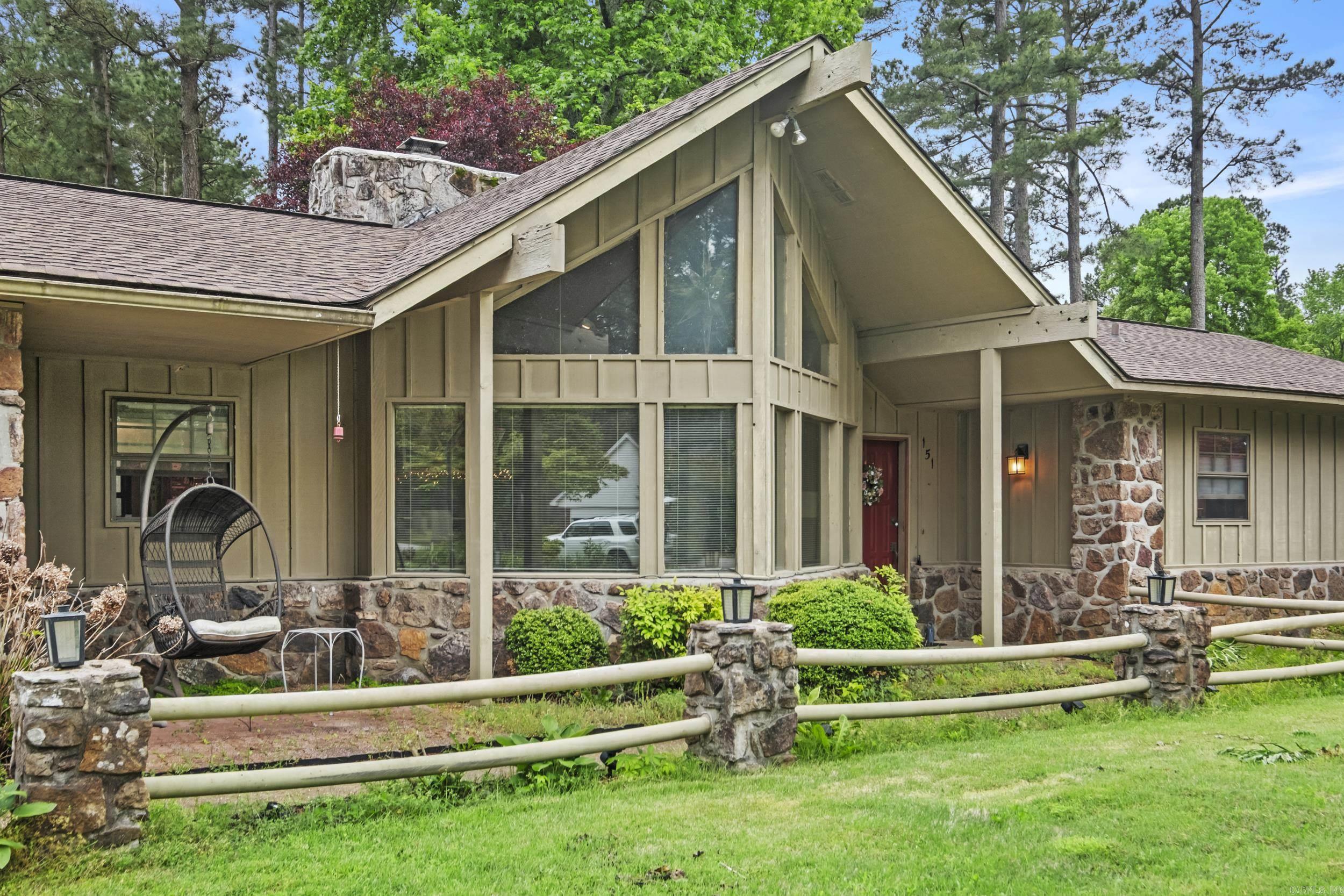 PINEWOOD ESTATES - Residential