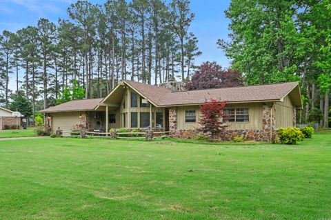 Photo of 151 Pinon DR, Searcy, AR 72143 (MLS # 26017103)