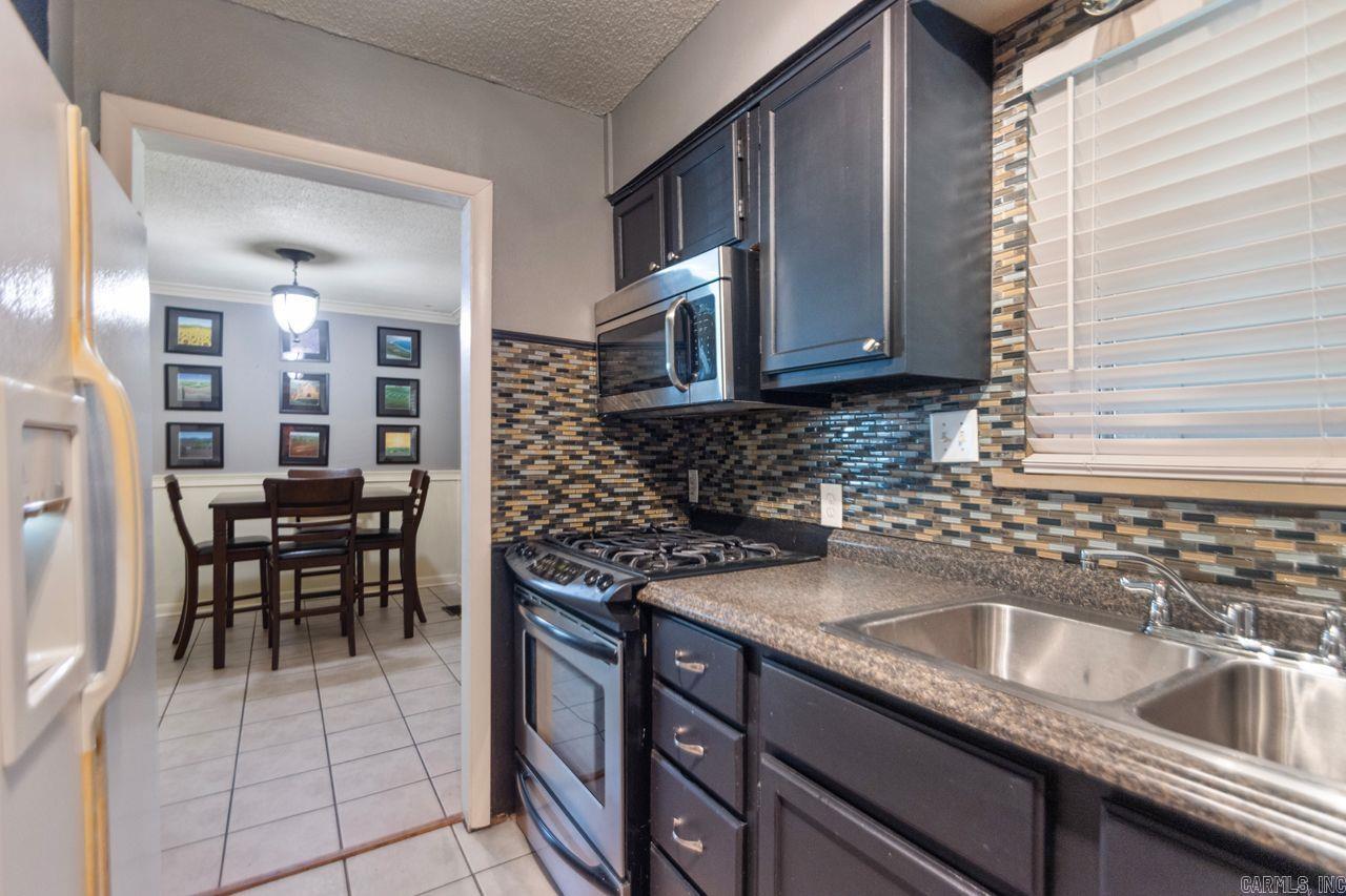 TROUTT - Residential