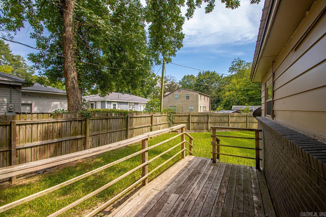 TROUTT - Residential