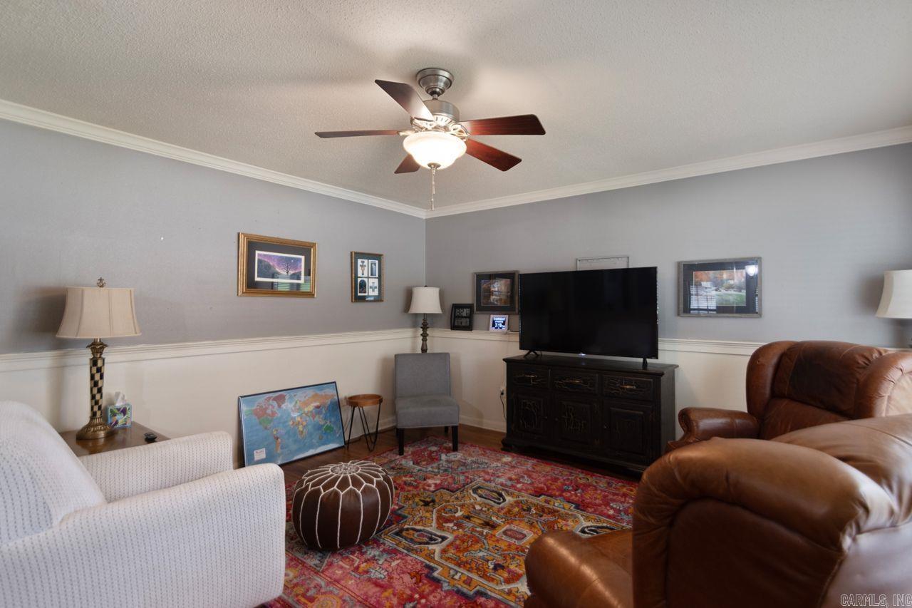 TROUTT - Residential