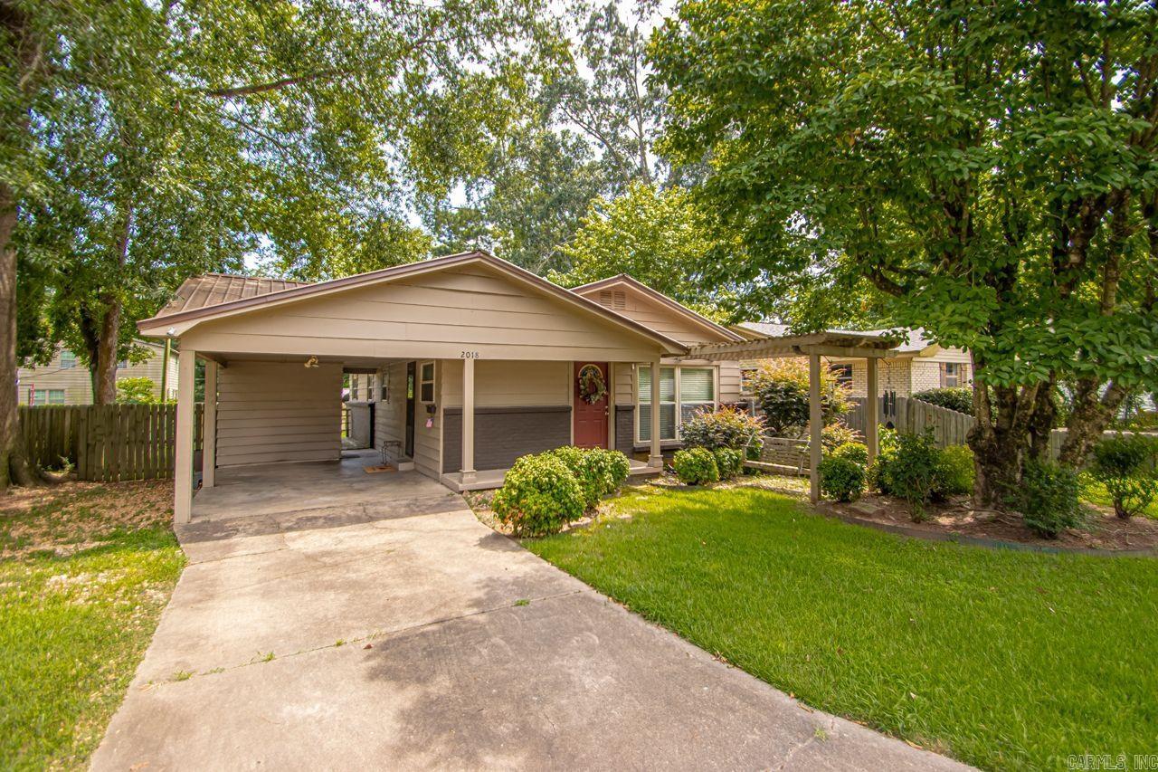 TROUTT - Residential