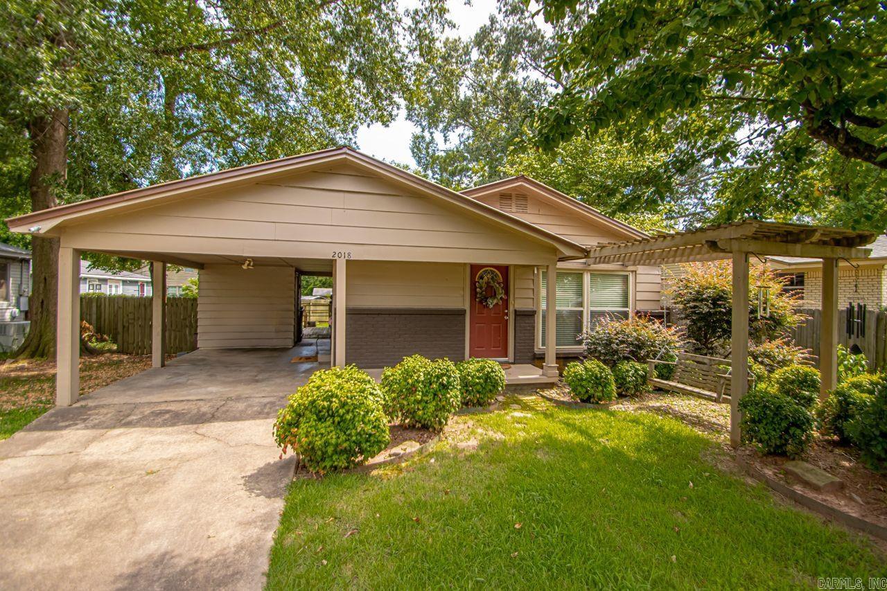 TROUTT - Residential