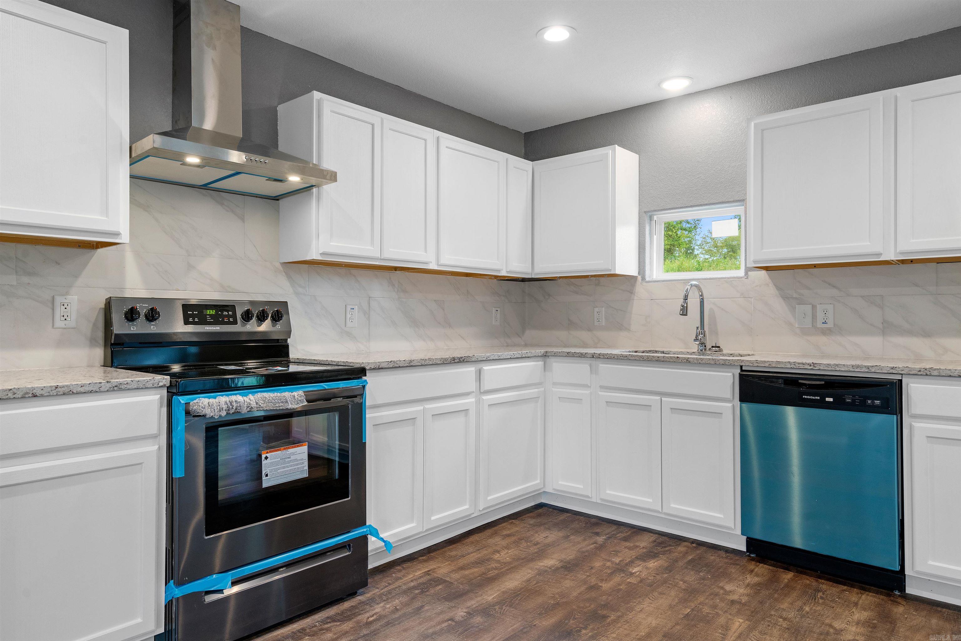 Hayes 2nd - Residential