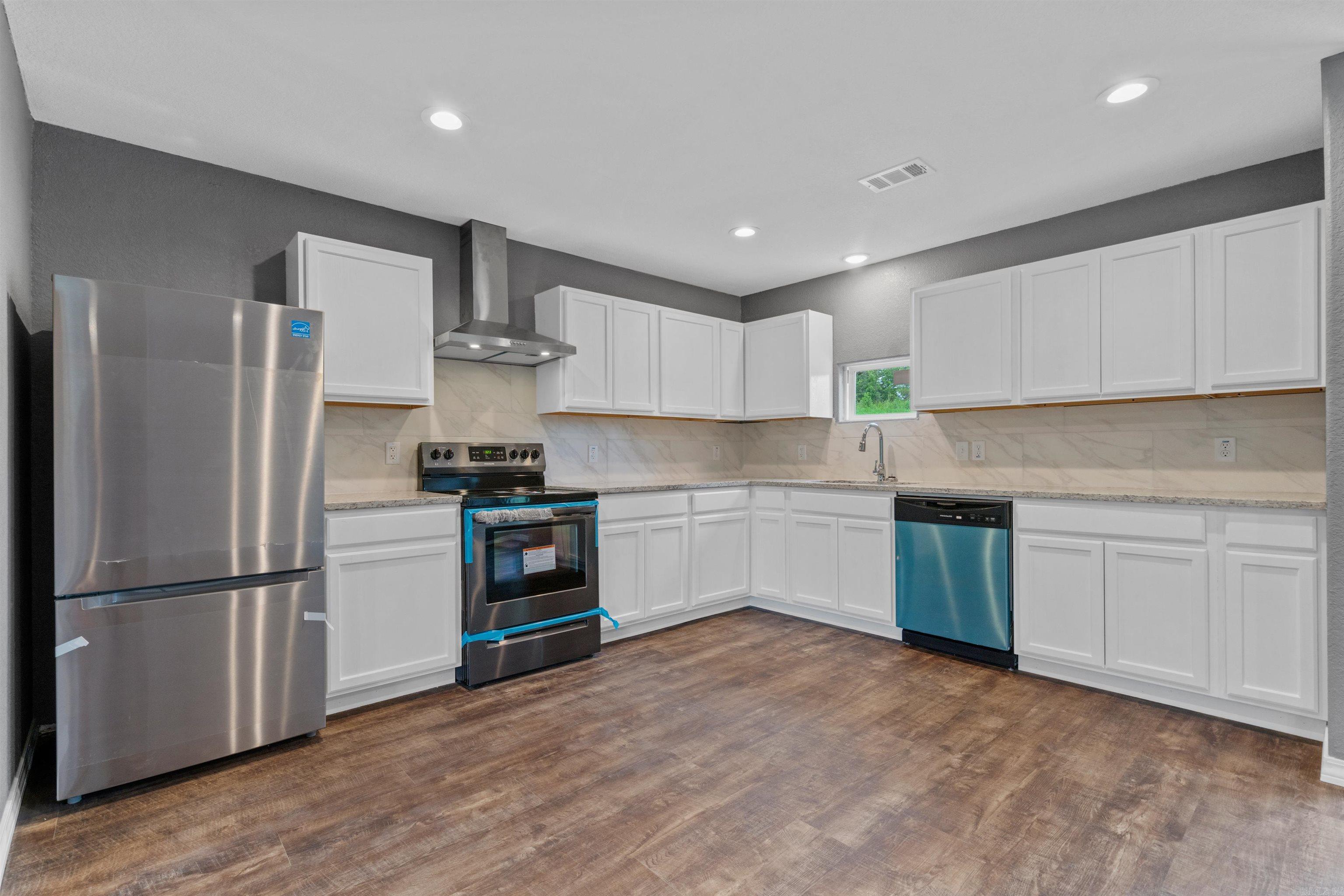 Hayes 2nd - Residential