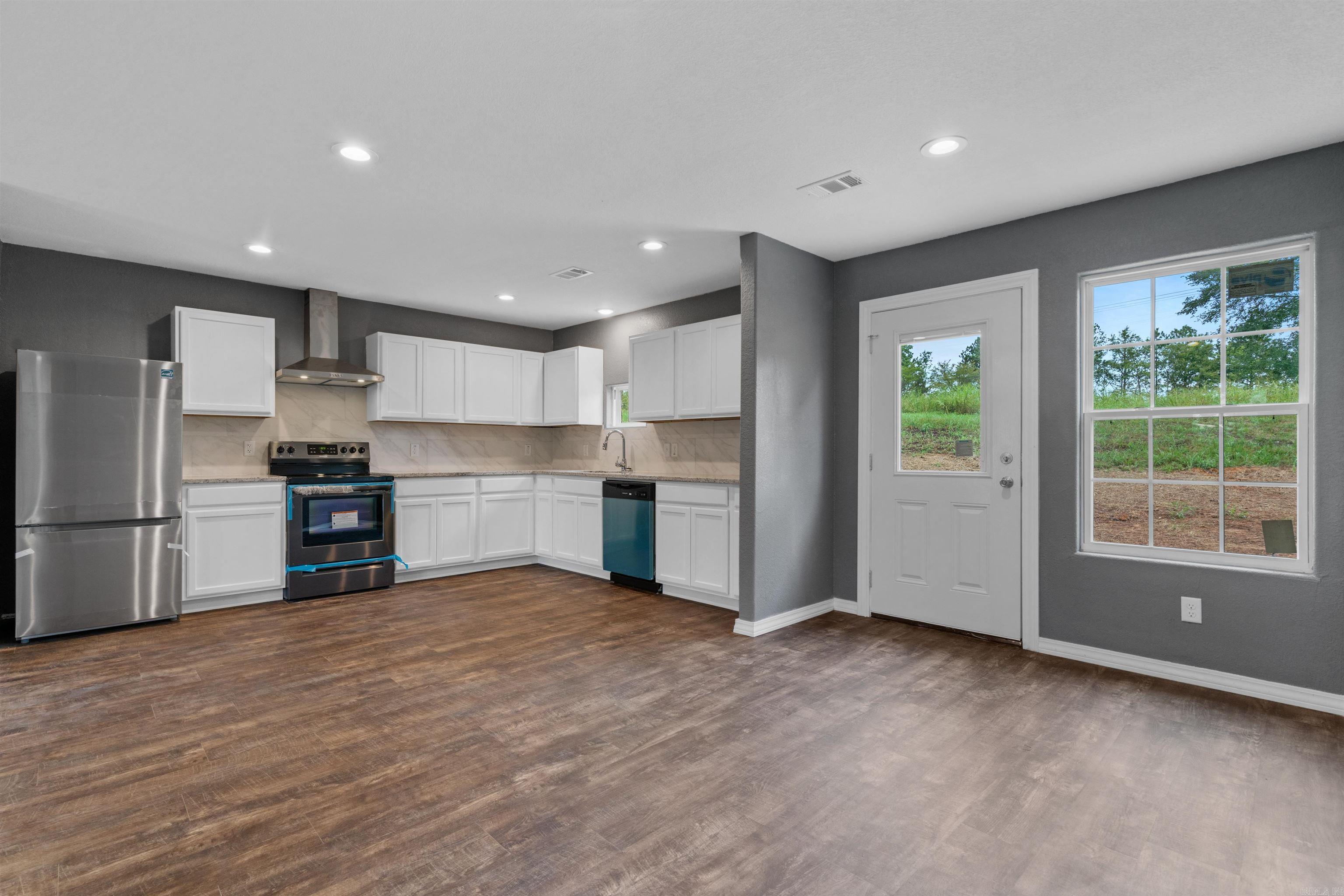 Hayes 2nd - Residential