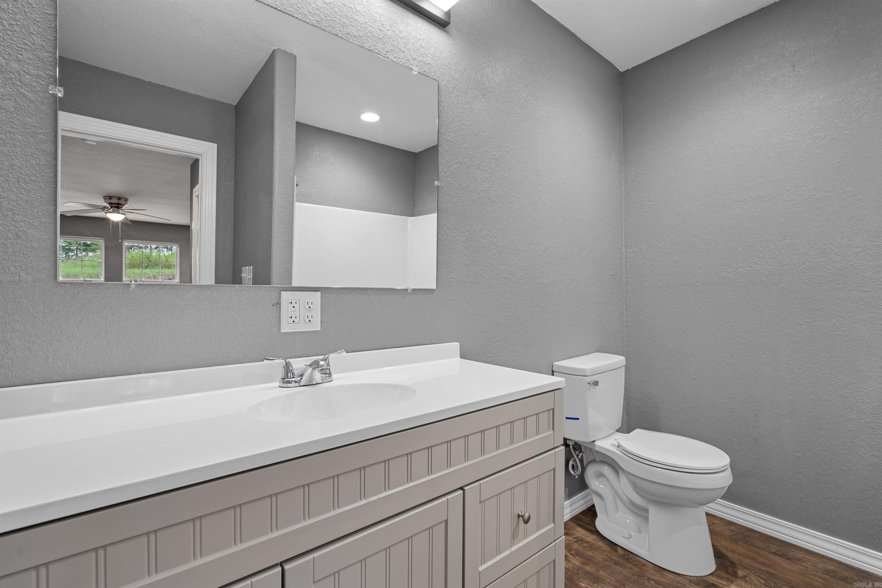 Hayes 2nd - Residential