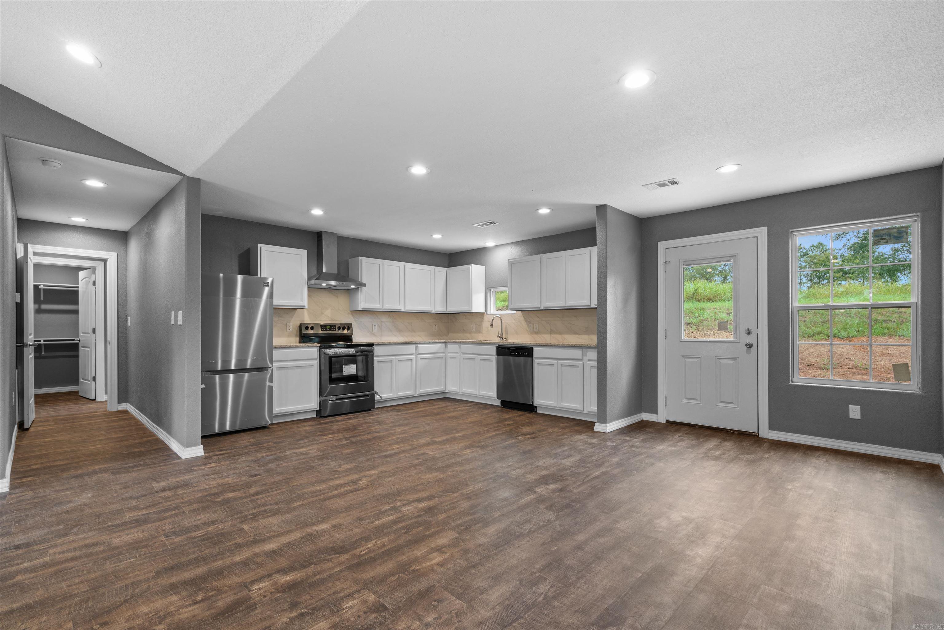 Hayes 2nd - Residential