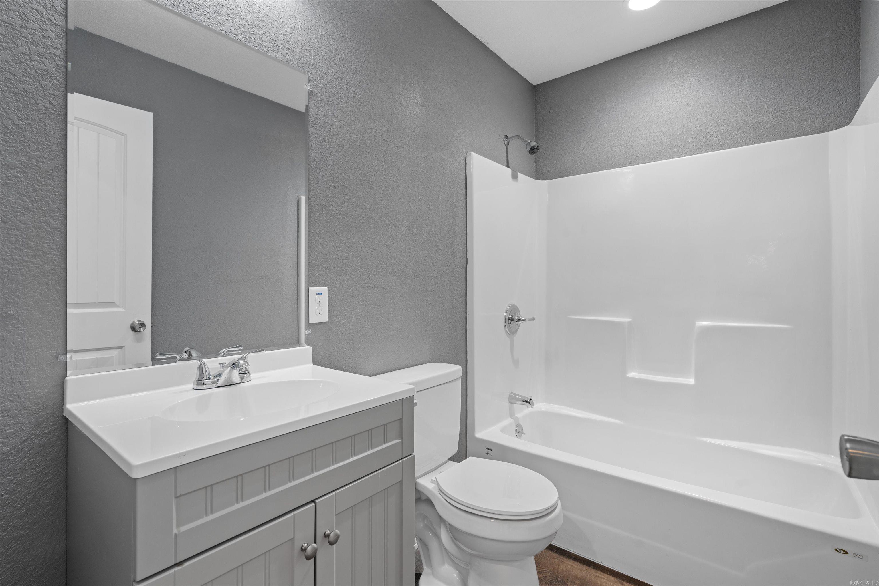 Hayes 2nd - Residential