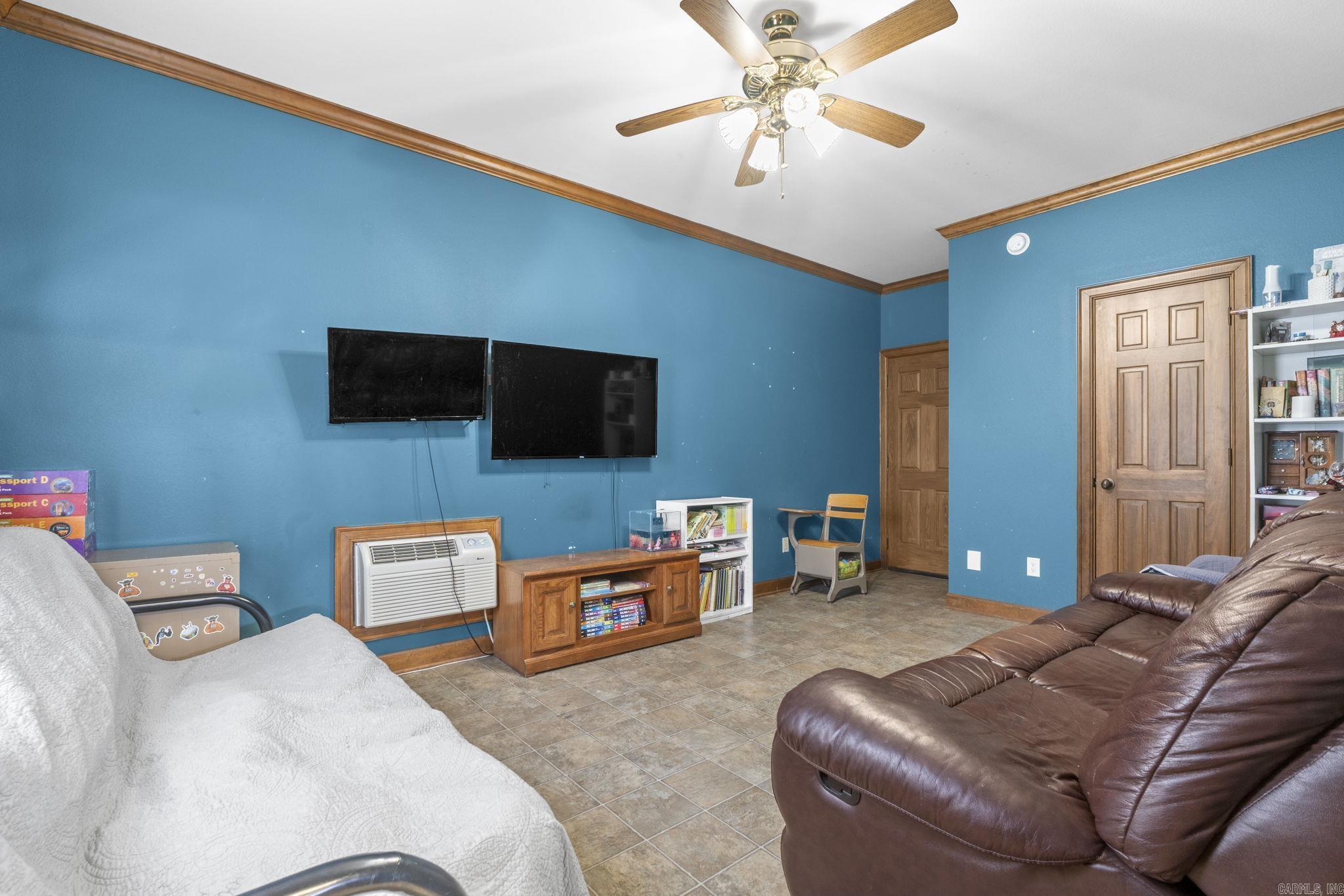 Sterling Oaks Phase I - Residential