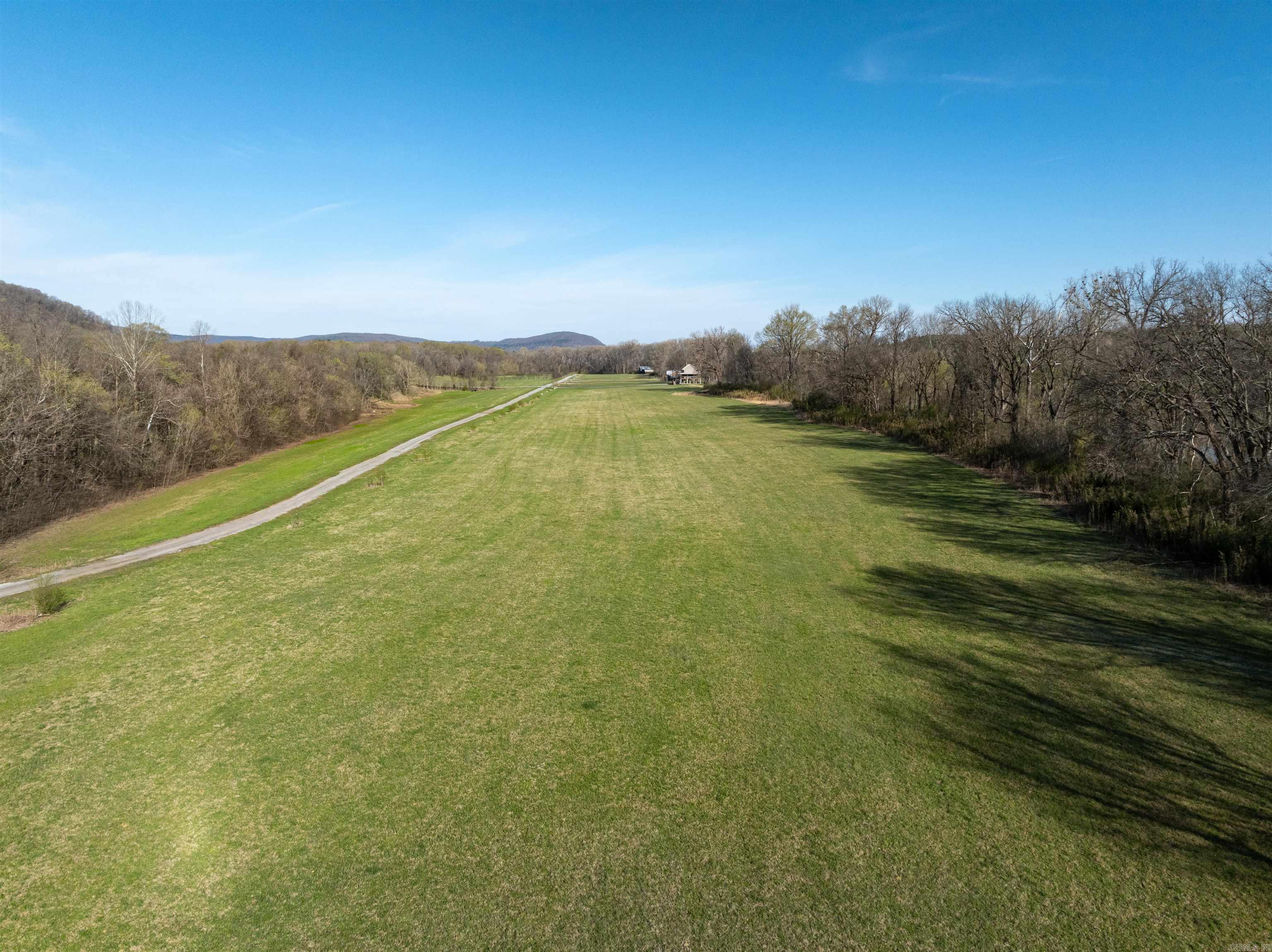 Yorktown - Land