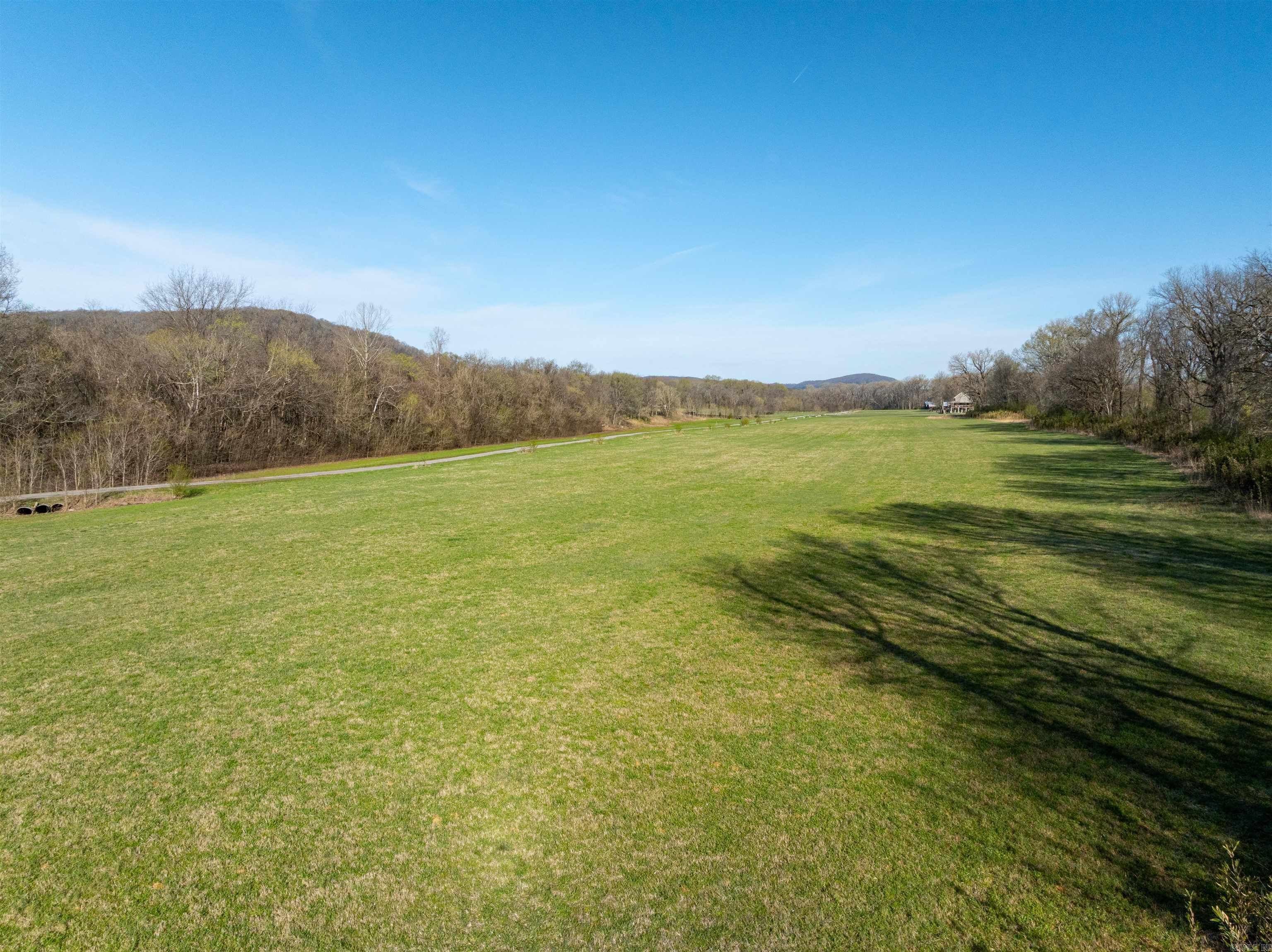 Yorktown - Land