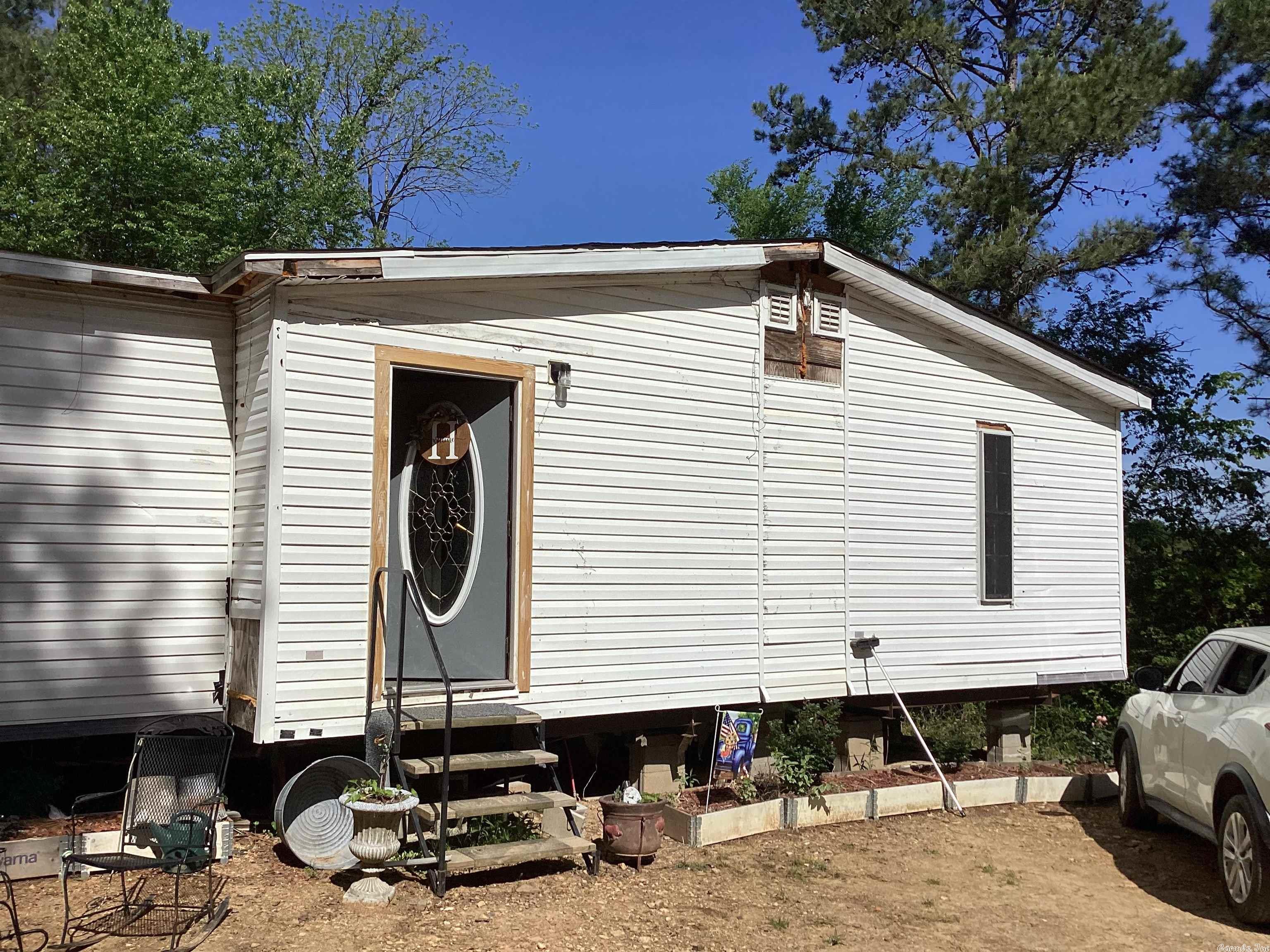 GATES ADD TO HATFIELD - Residential