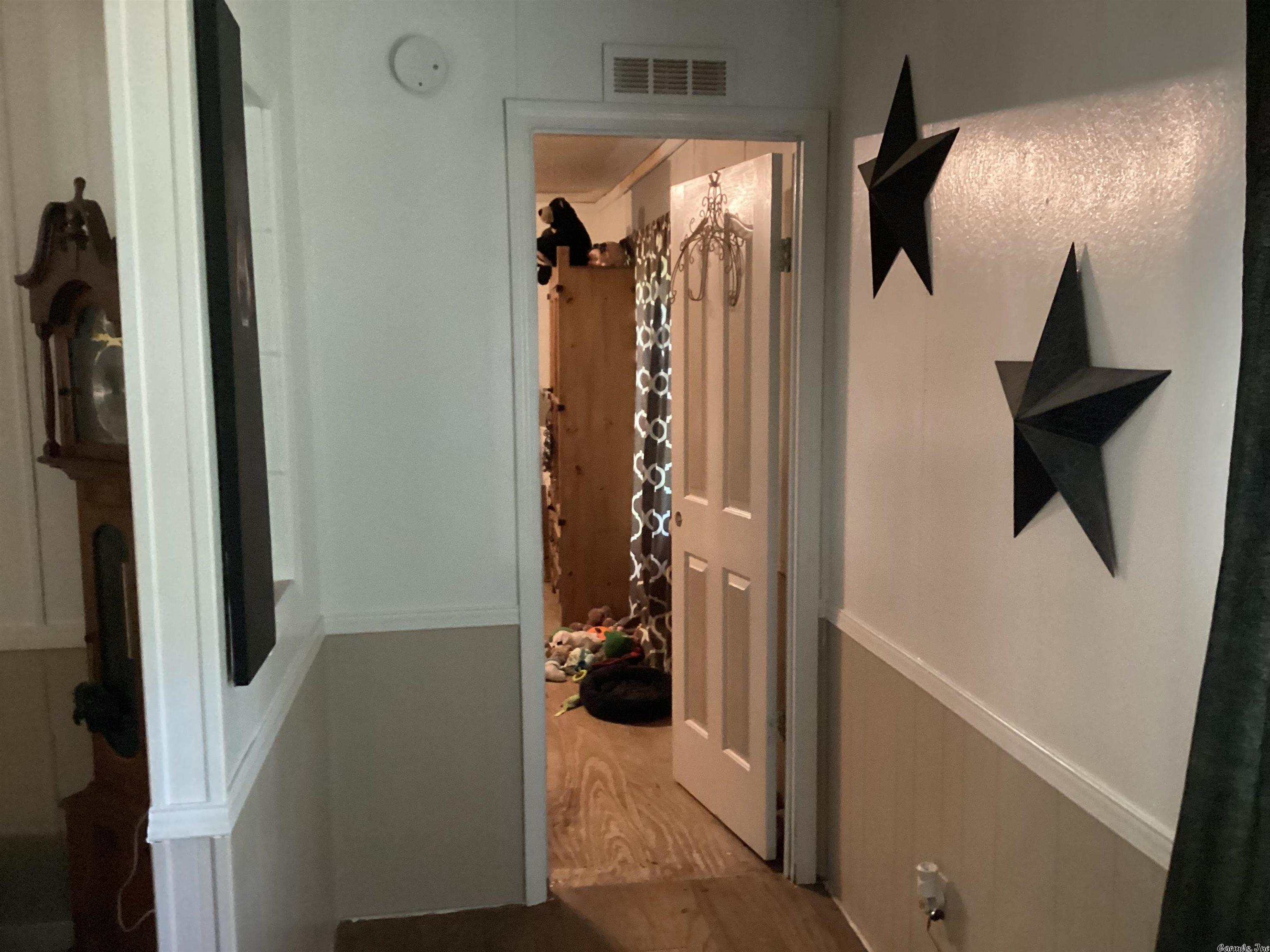 GATES ADD TO HATFIELD - Residential