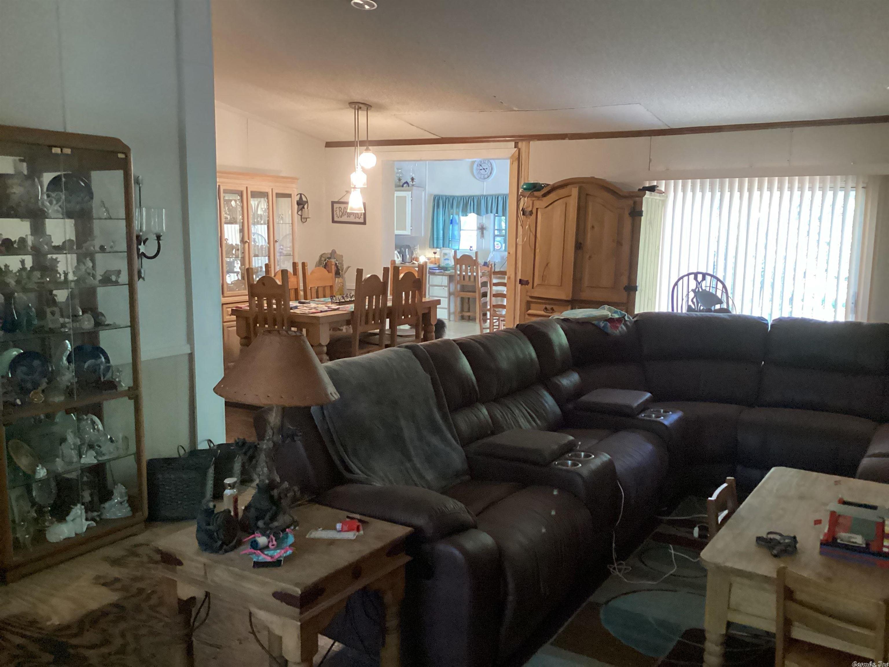 GATES ADD TO HATFIELD - Residential