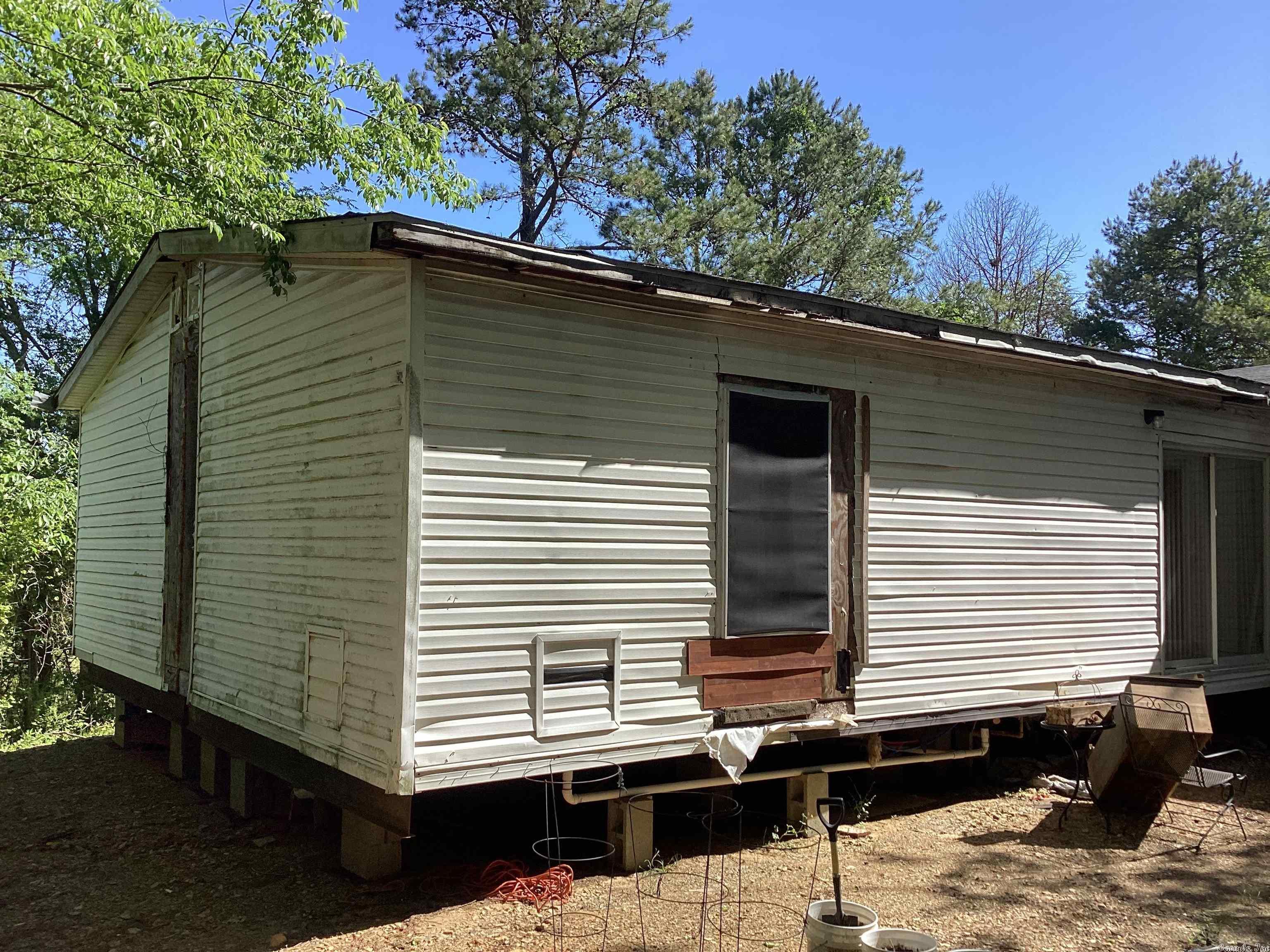 GATES ADD TO HATFIELD - Residential