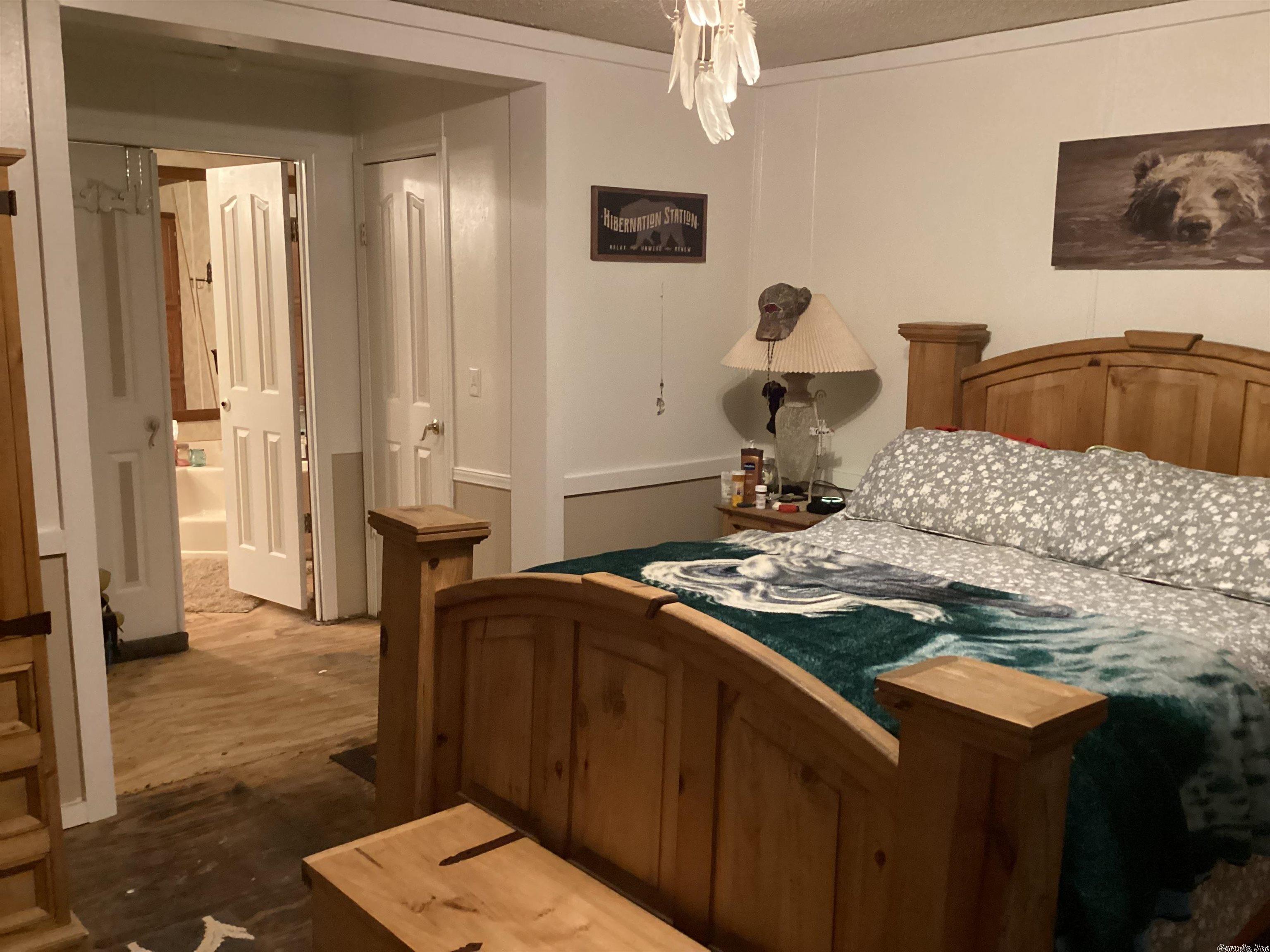 GATES ADD TO HATFIELD - Residential