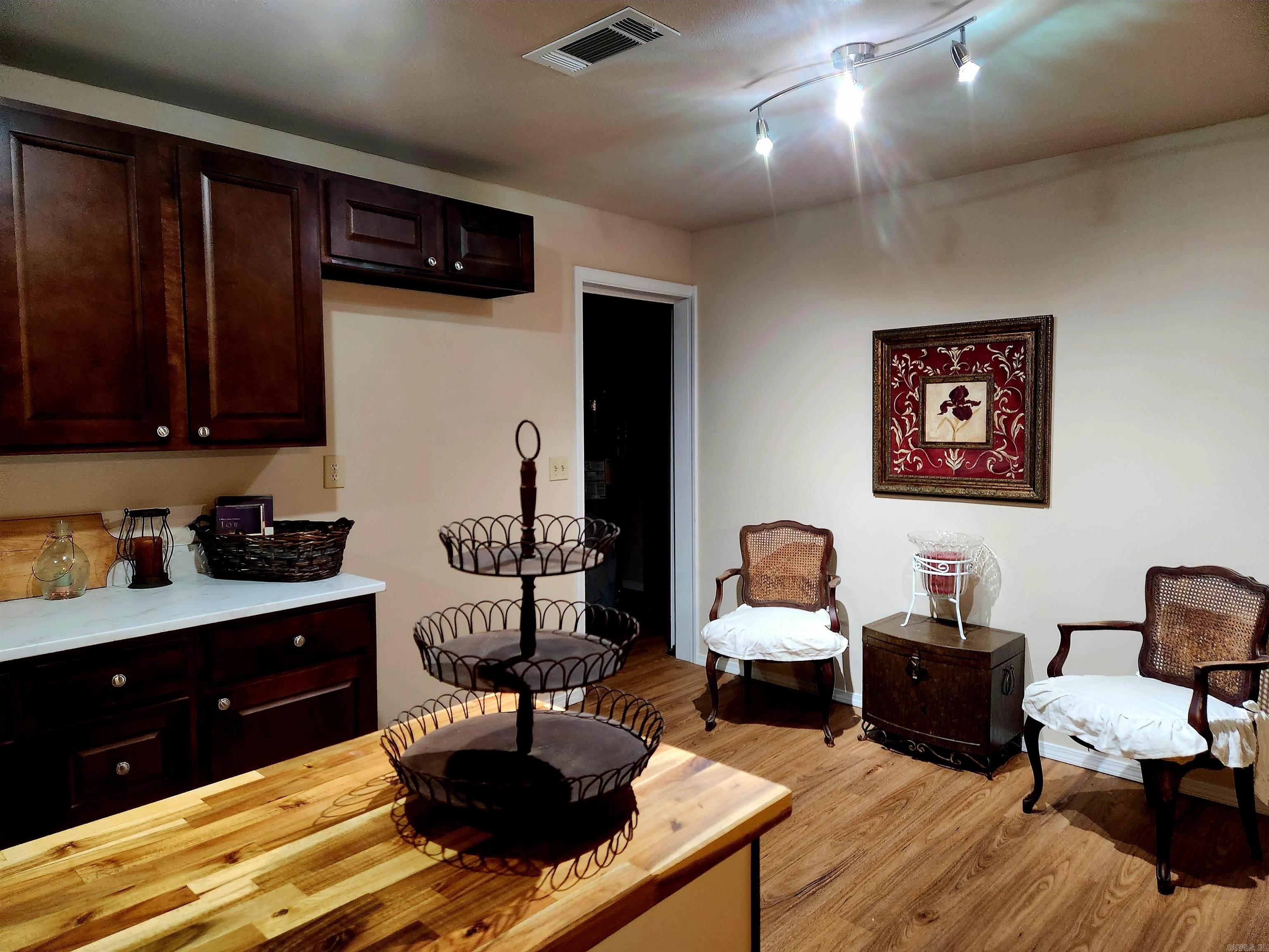 Lake Hamilton Shores - Residential