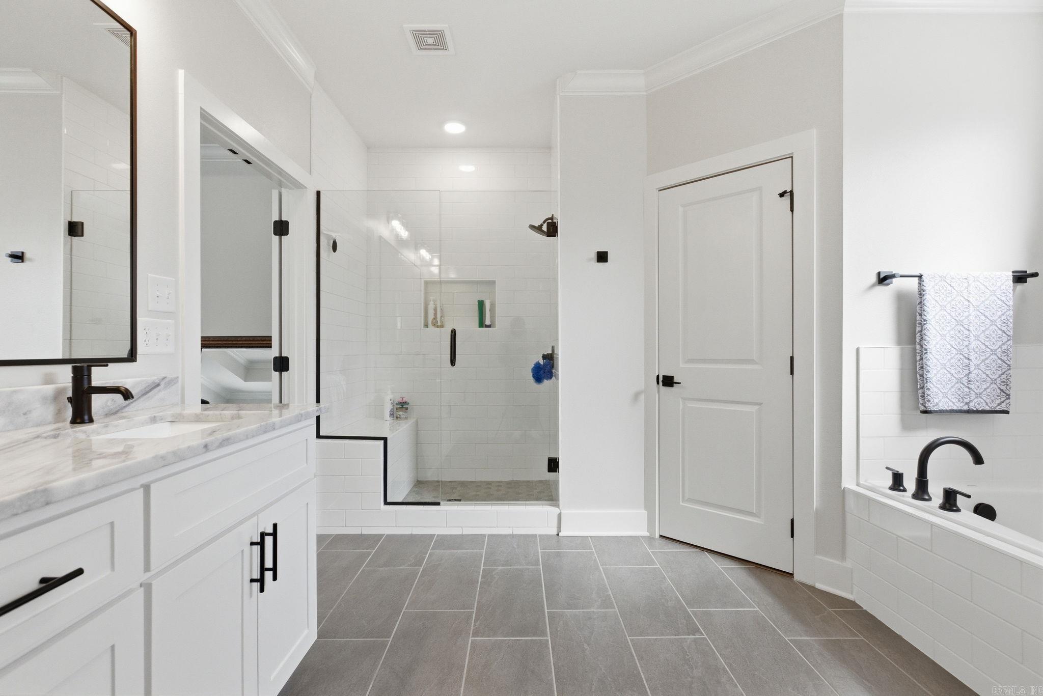 OLDE SALEM TOWNSHIP - Residential