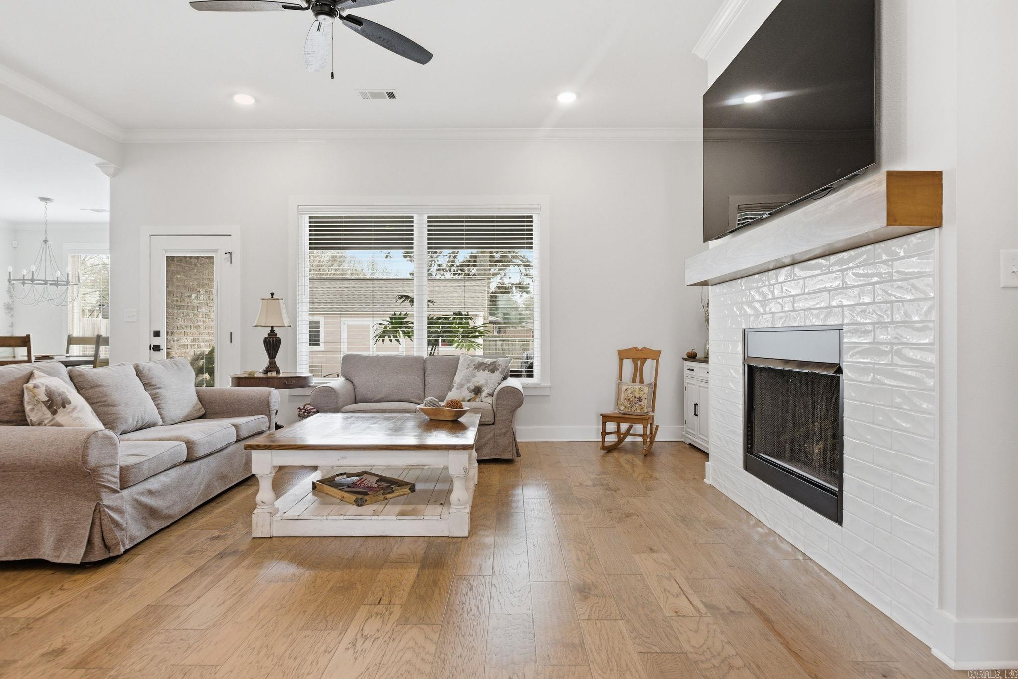 OLDE SALEM TOWNSHIP - Residential