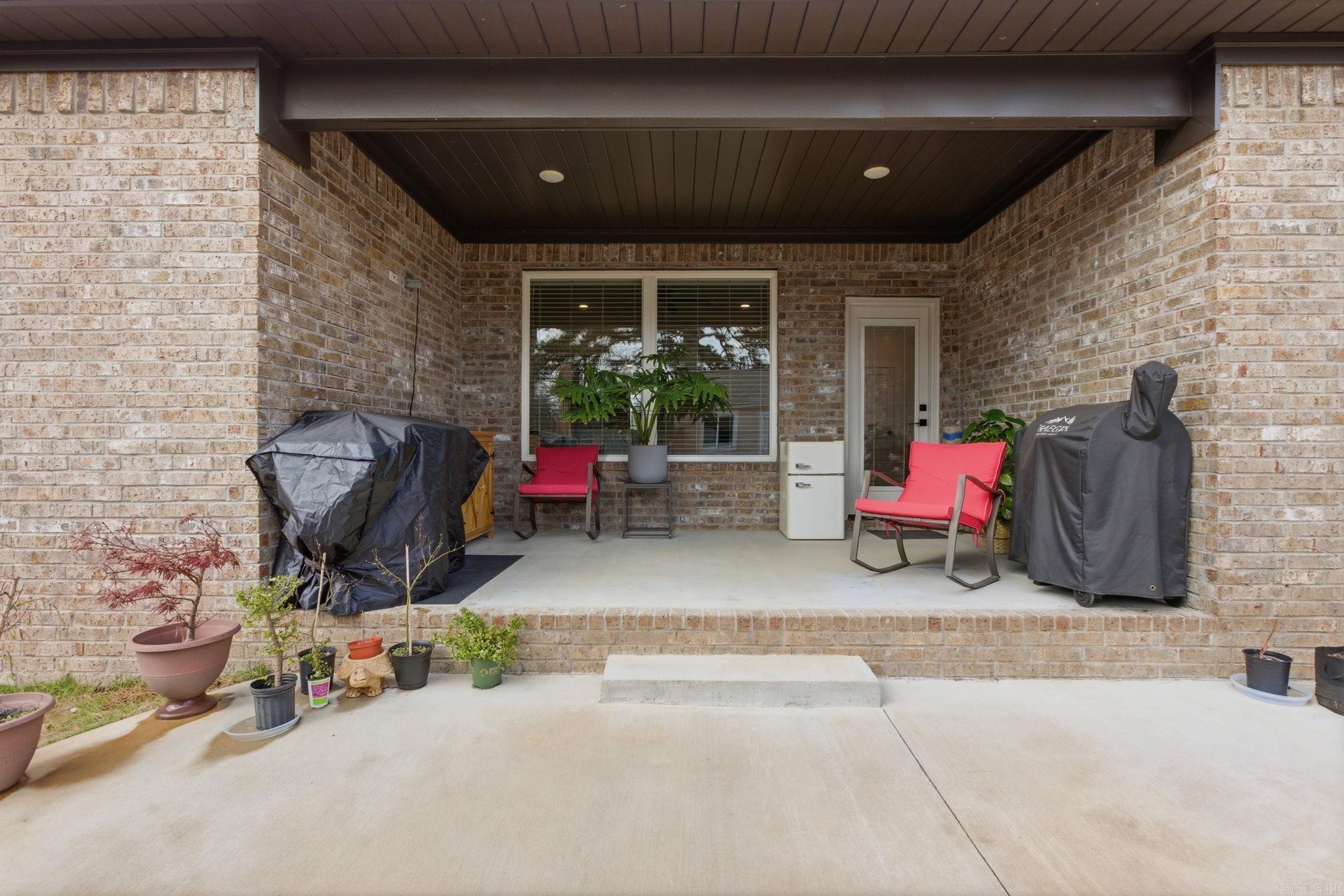 OLDE SALEM TOWNSHIP - Residential