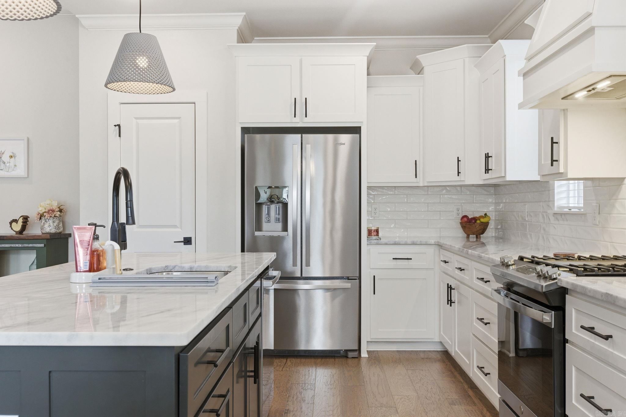 OLDE SALEM TOWNSHIP - Residential