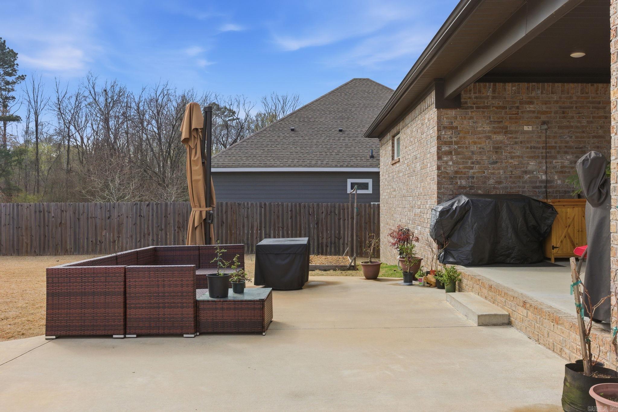 OLDE SALEM TOWNSHIP - Residential