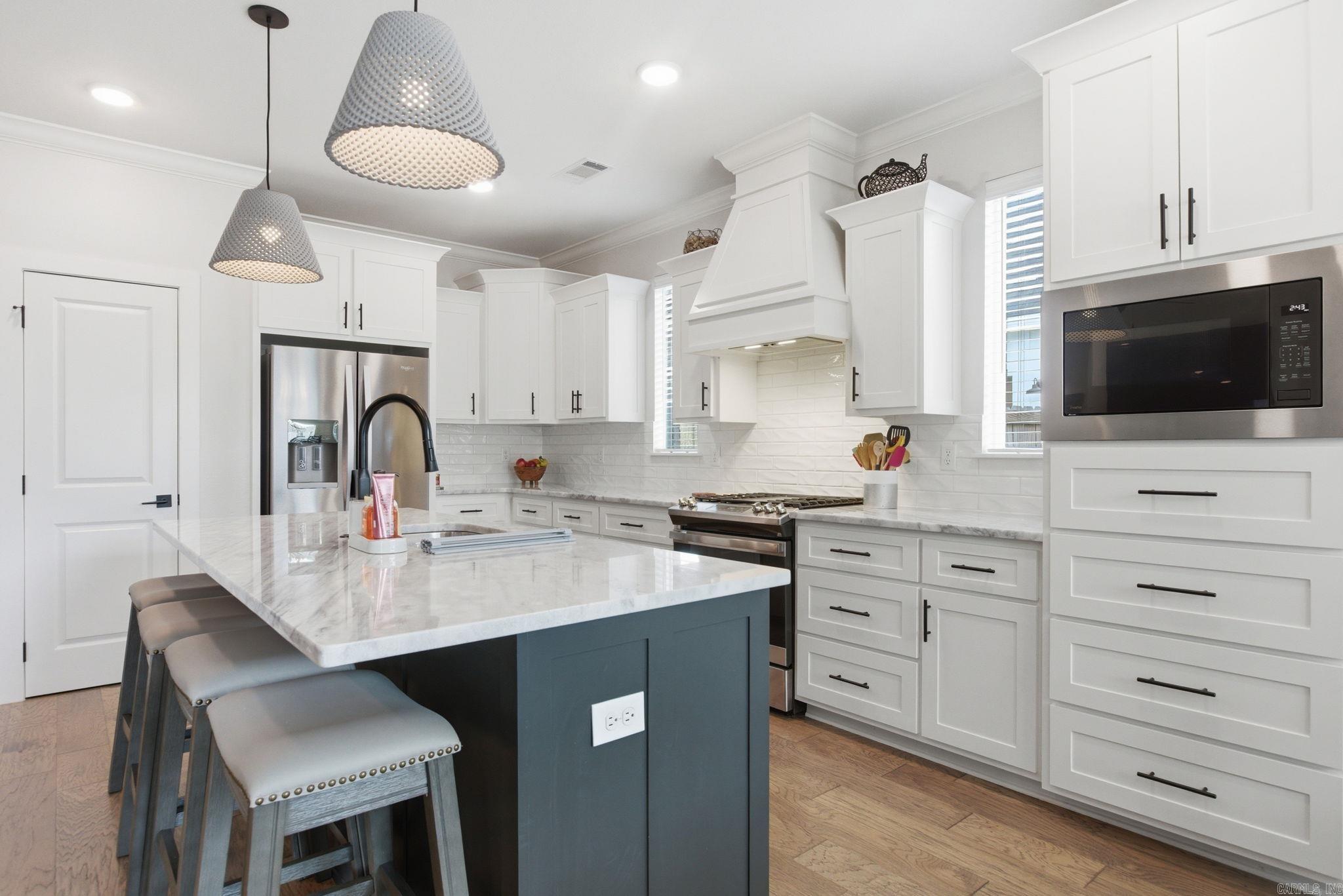 OLDE SALEM TOWNSHIP - Residential