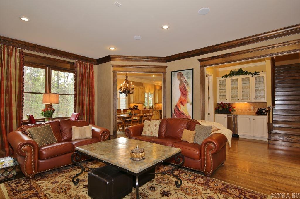 CHENAL VALLEY BRETAGNE CIRCLE - Residential