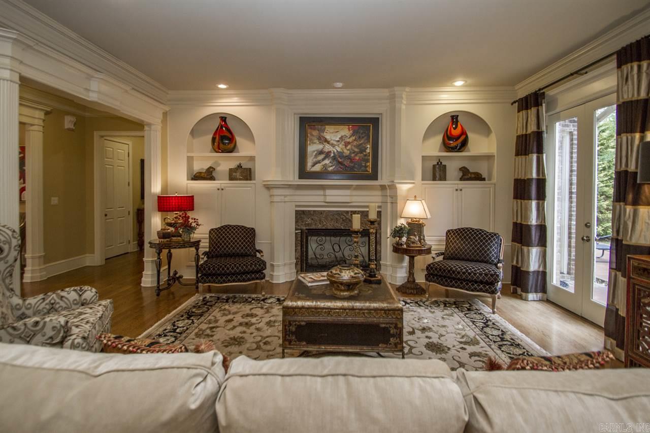 CHENAL VALLEY BRETAGNE CIRCLE - Residential