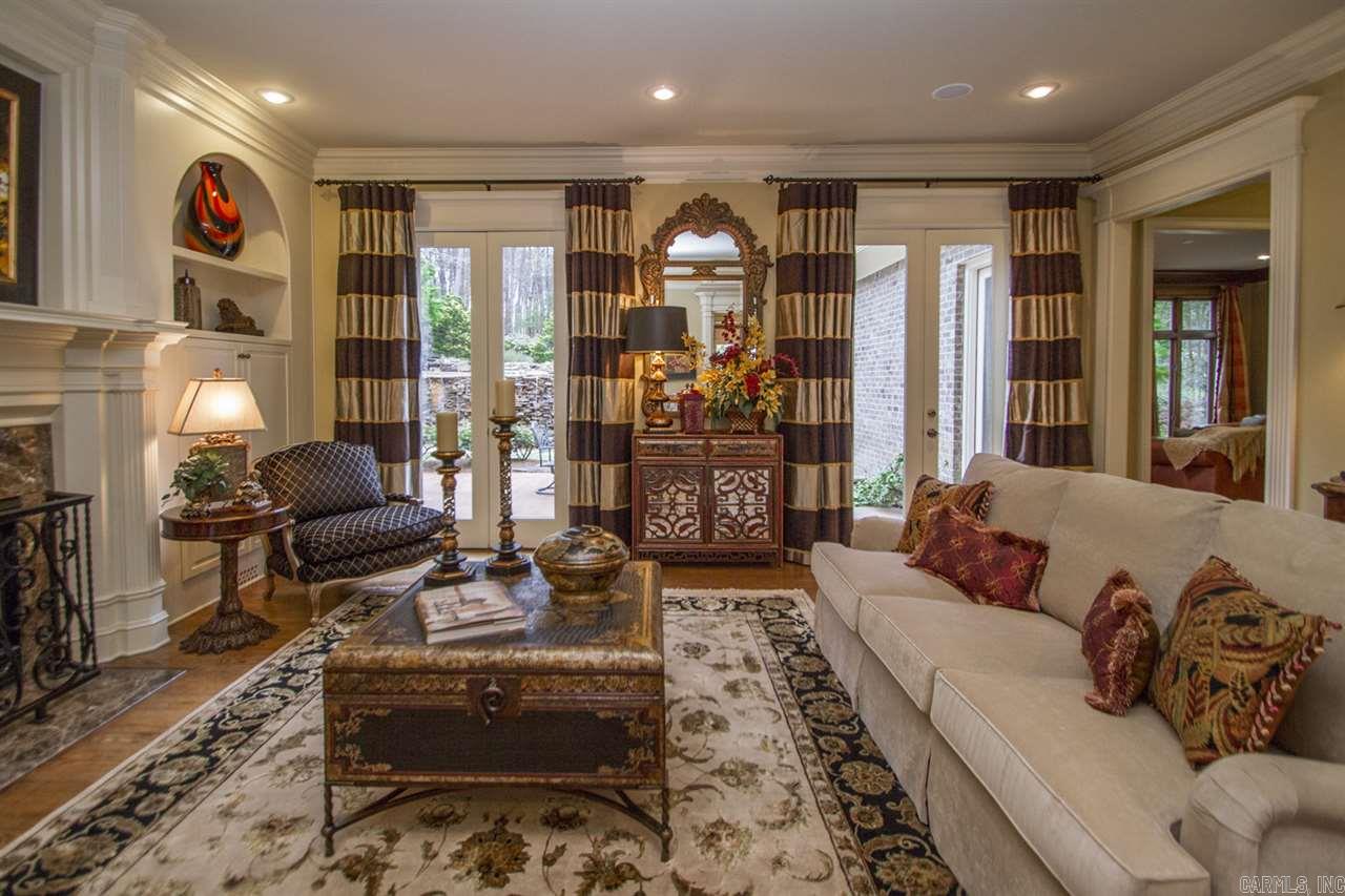 CHENAL VALLEY BRETAGNE CIRCLE - Residential