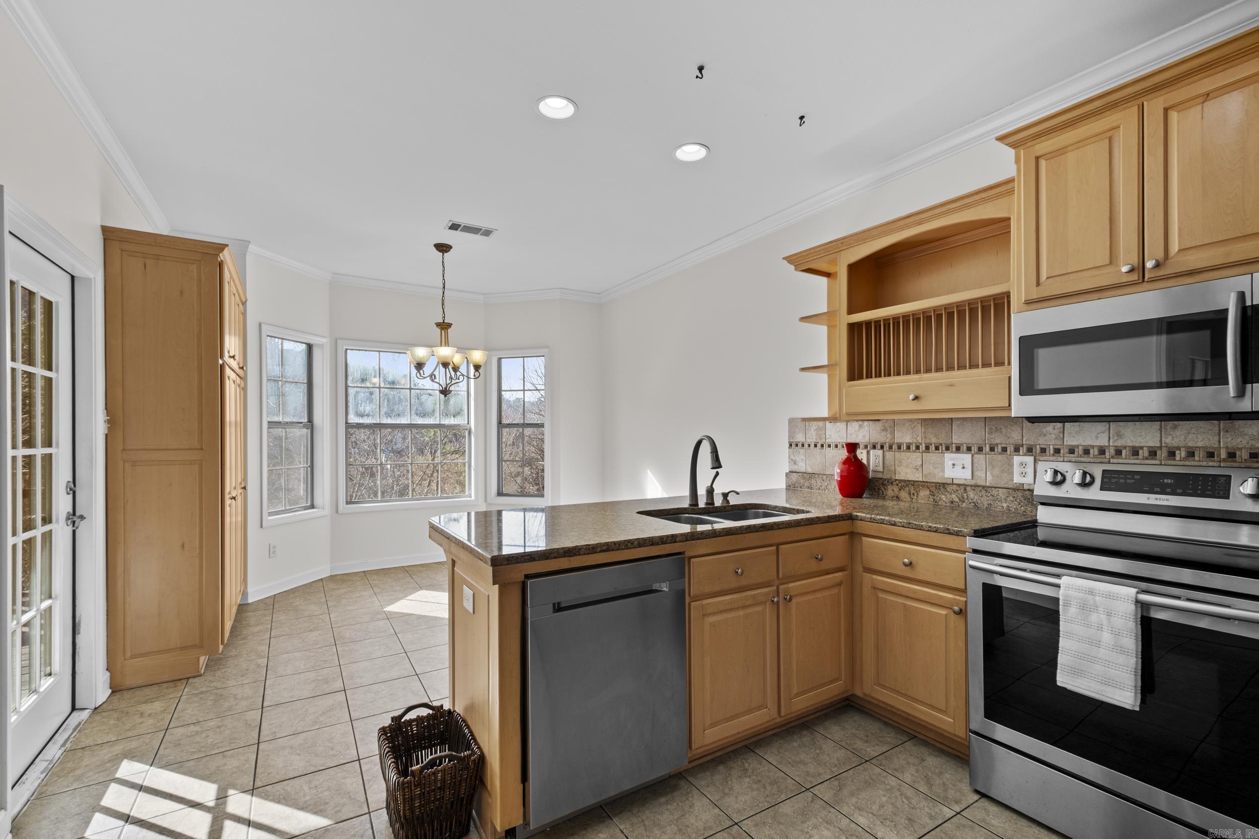 GARRETT GLEN ADDN - Residential