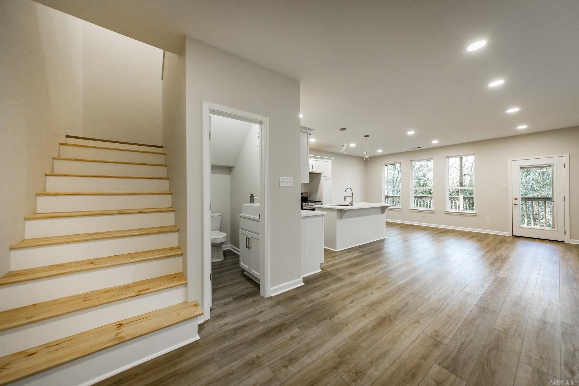 OXBOW LANDING - Residential