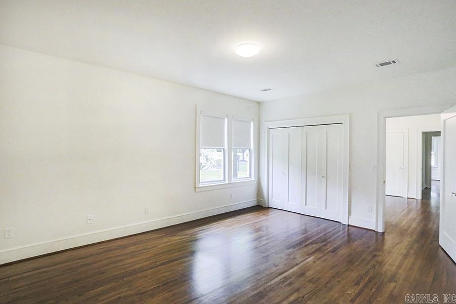 NEWTONS - Residential