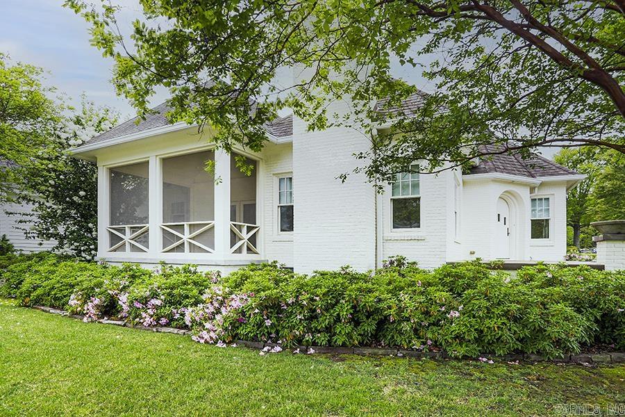 NEWTONS - Residential