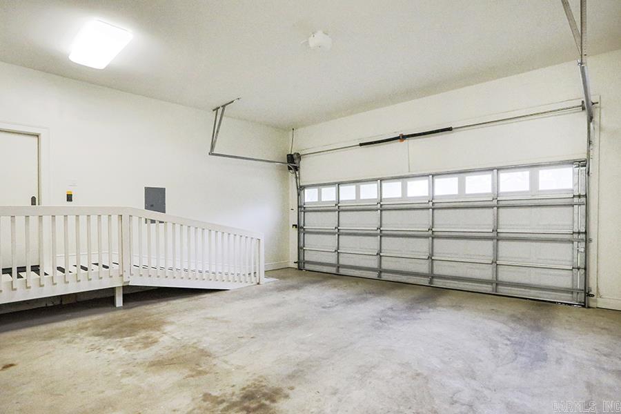 NEWTONS - Residential