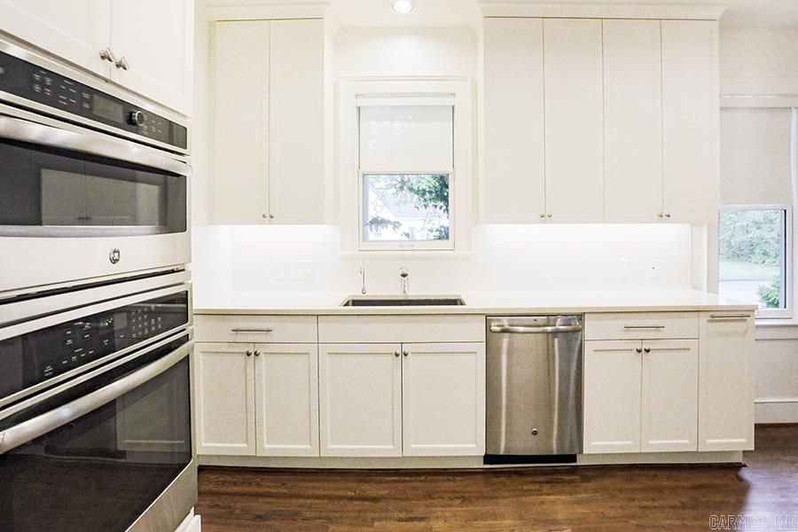 NEWTONS - Residential