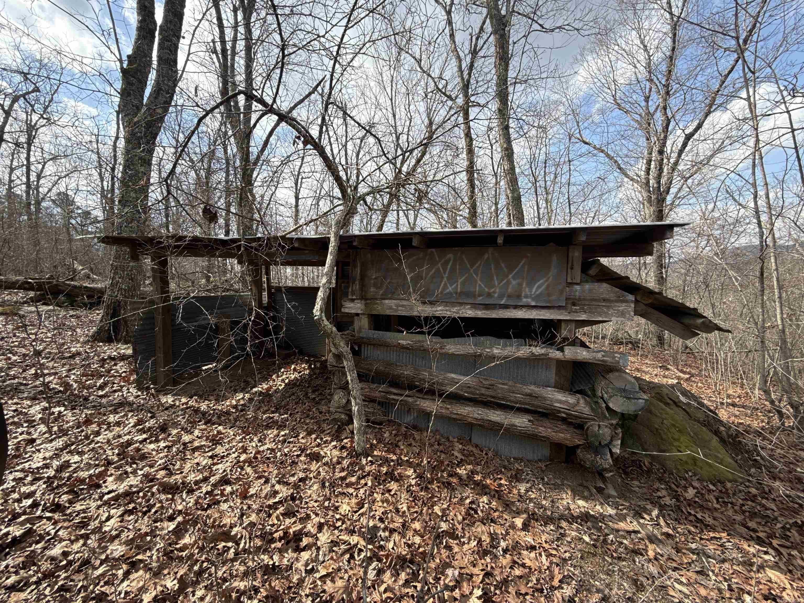 Metes & Bounds - Land