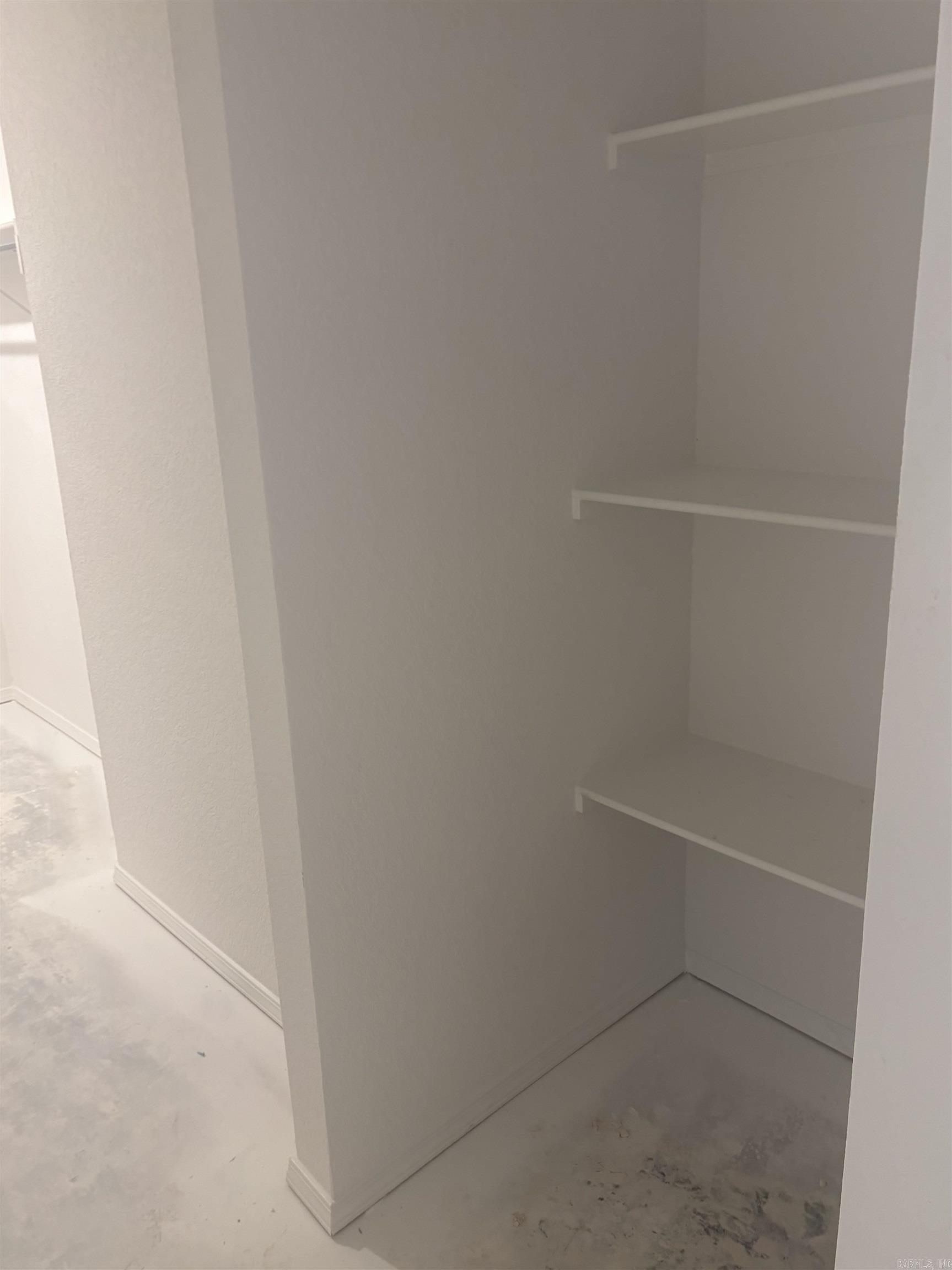 HILL FARM - Residential