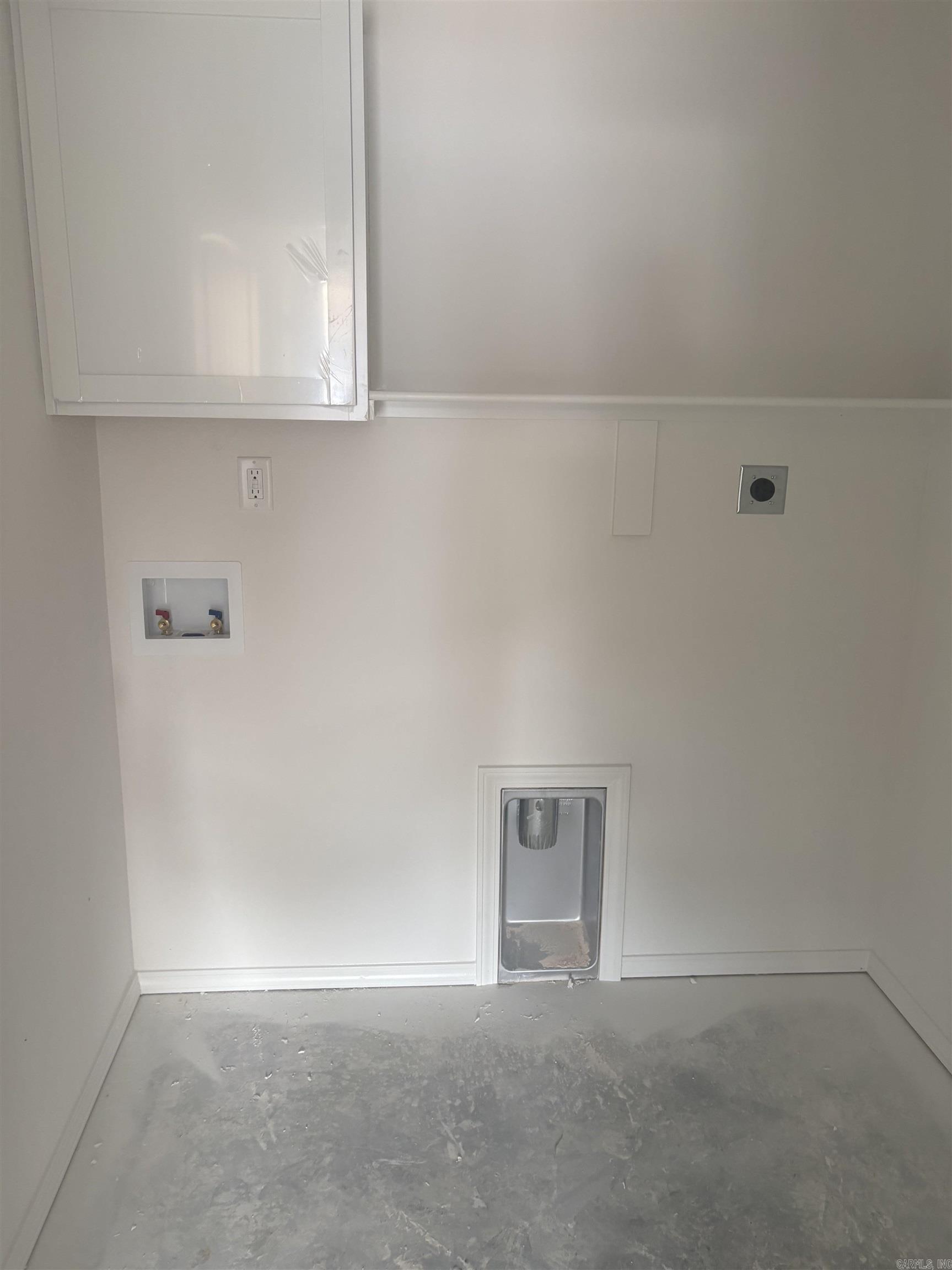 HILL FARM - Residential