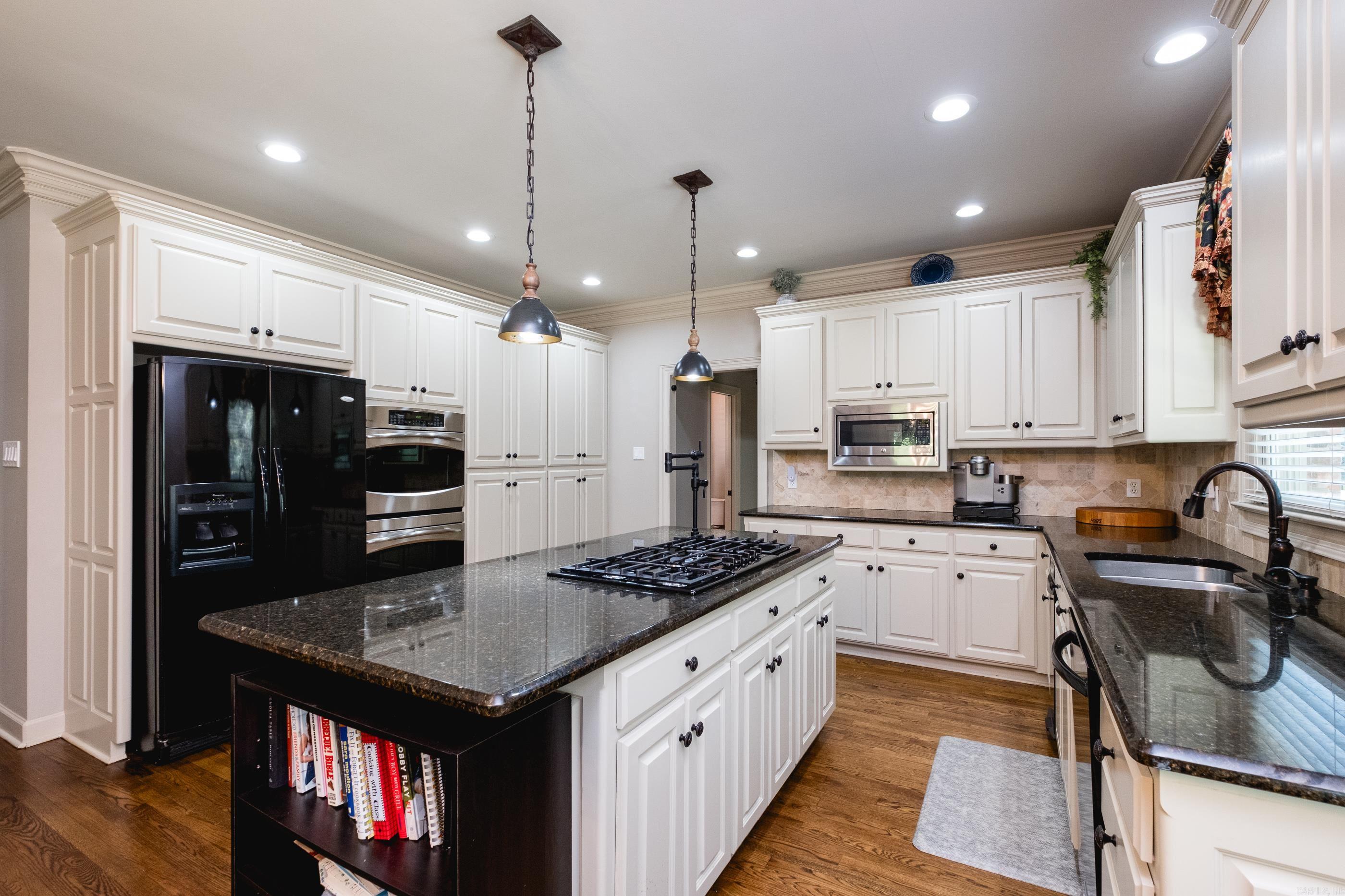 CHENAL VALLEY BASCOM PLACE - Residential