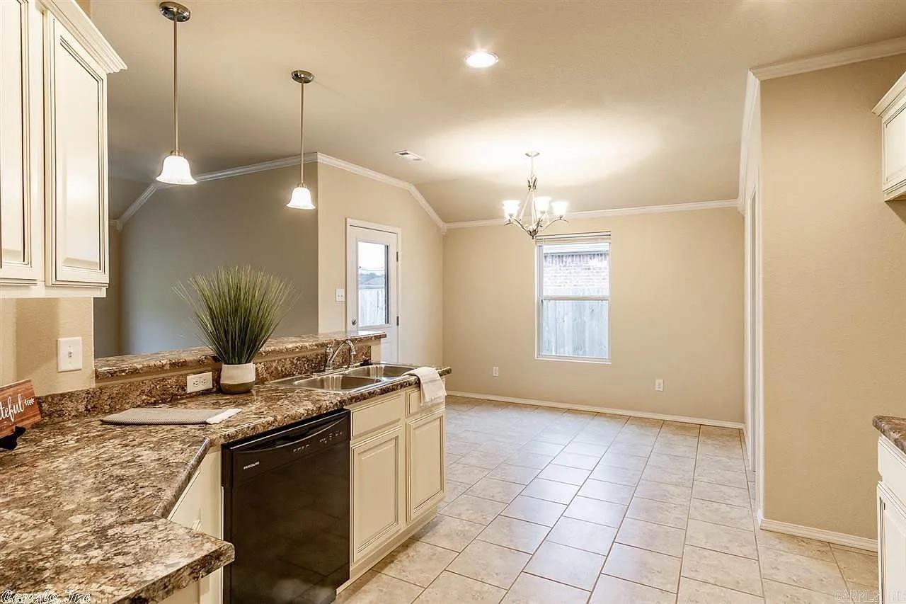 Trammel Estates - Residential Lease