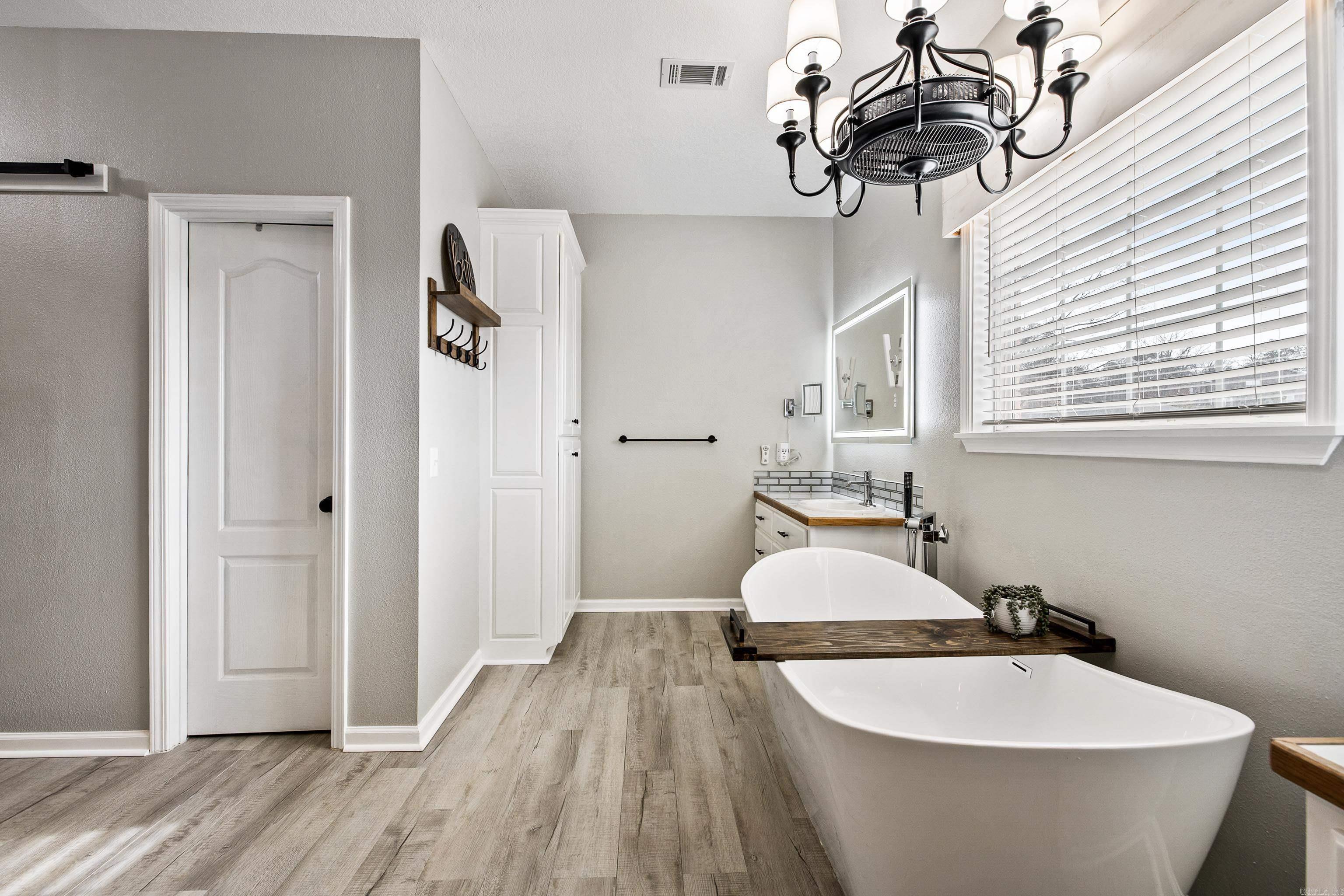 VILLAGE SOUTH - Residential