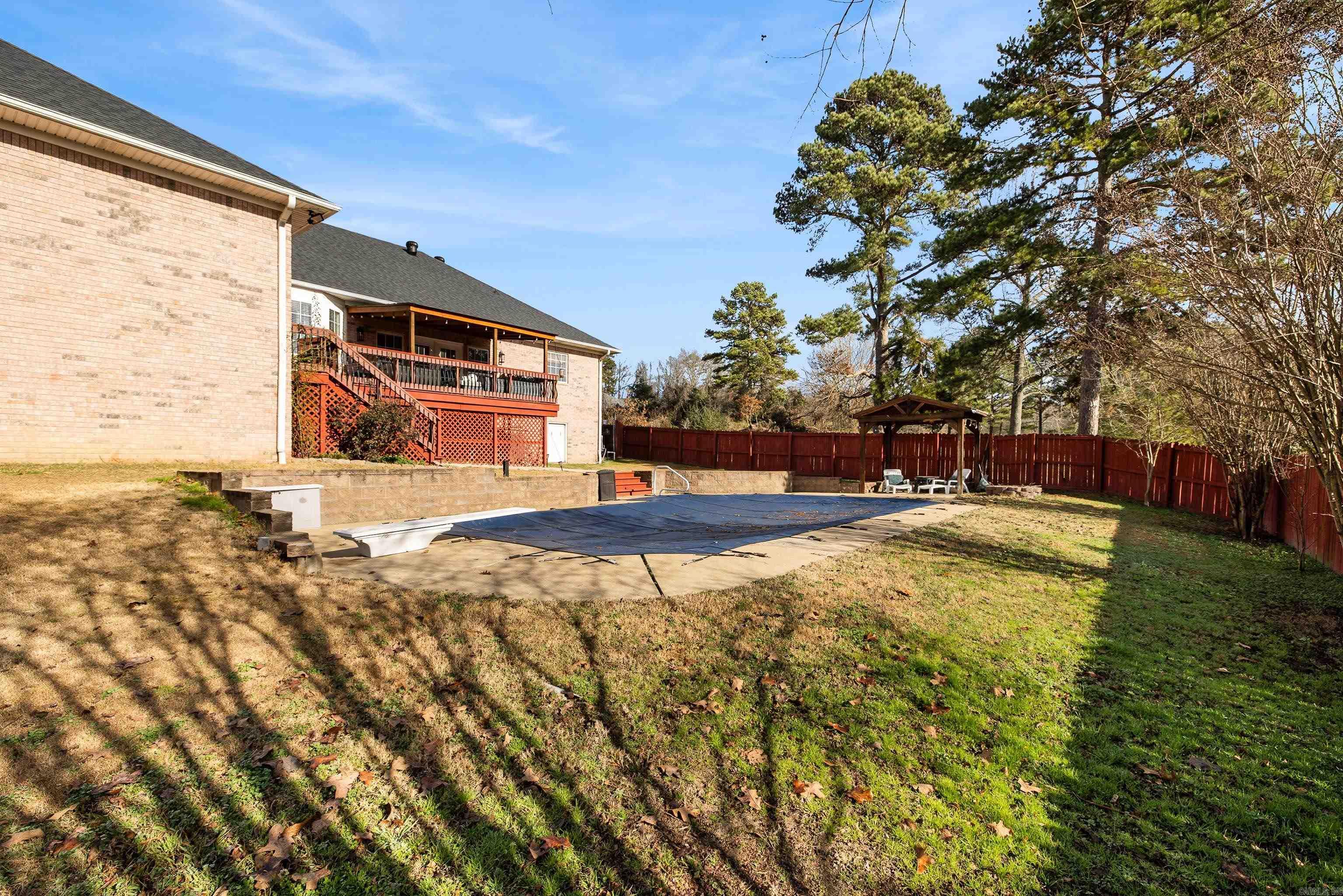 VILLAGE SOUTH - Residential