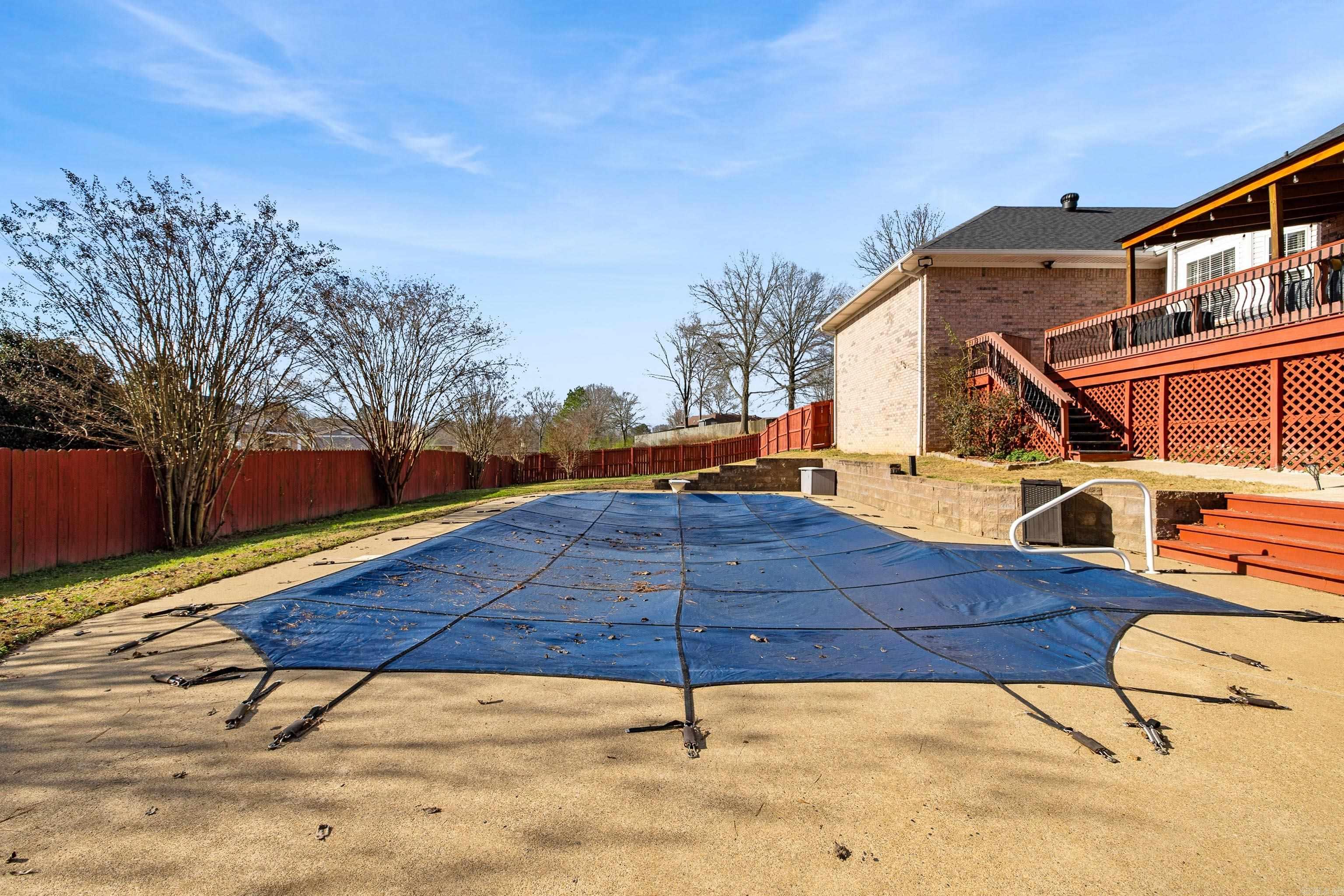 VILLAGE SOUTH - Residential