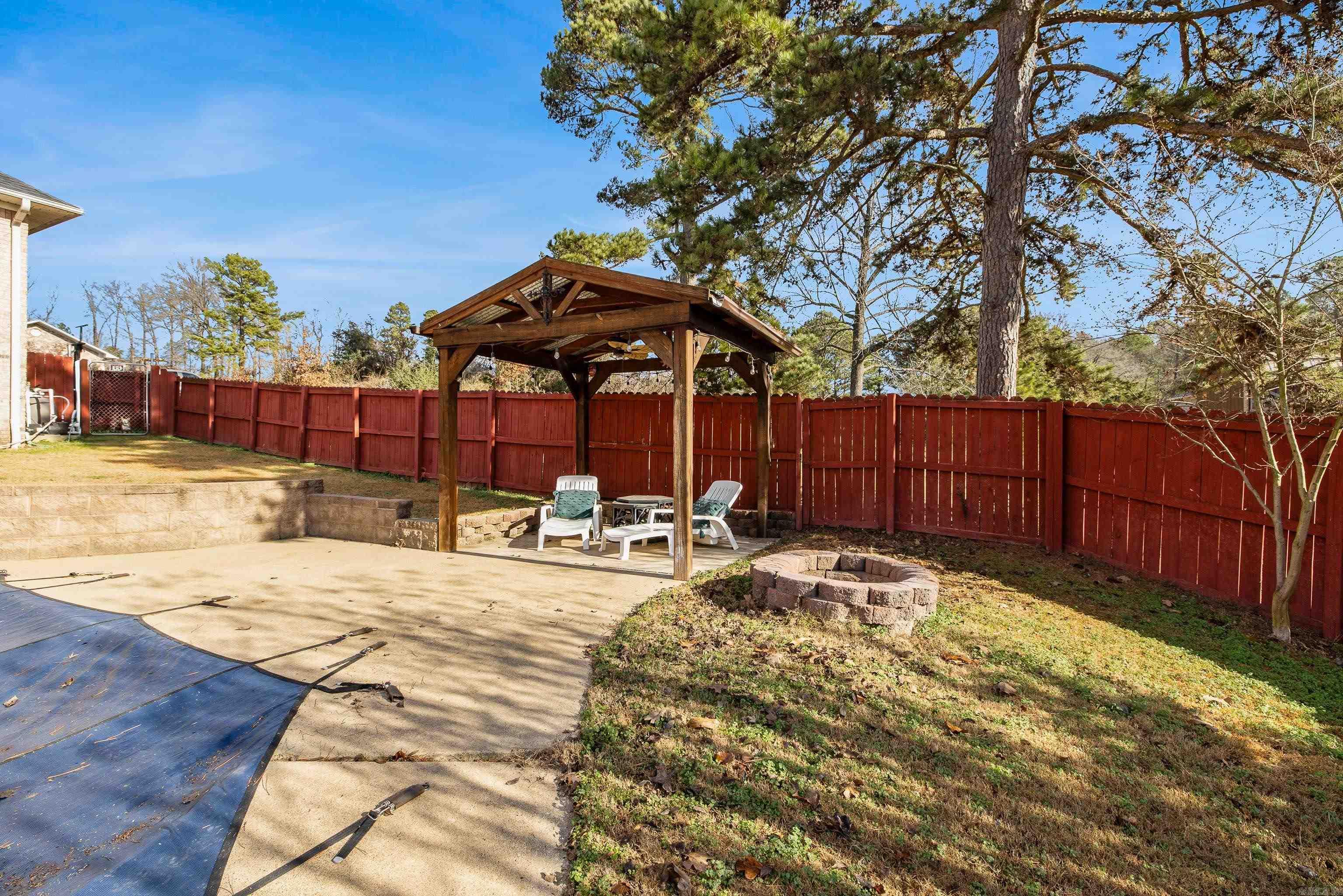 VILLAGE SOUTH - Residential