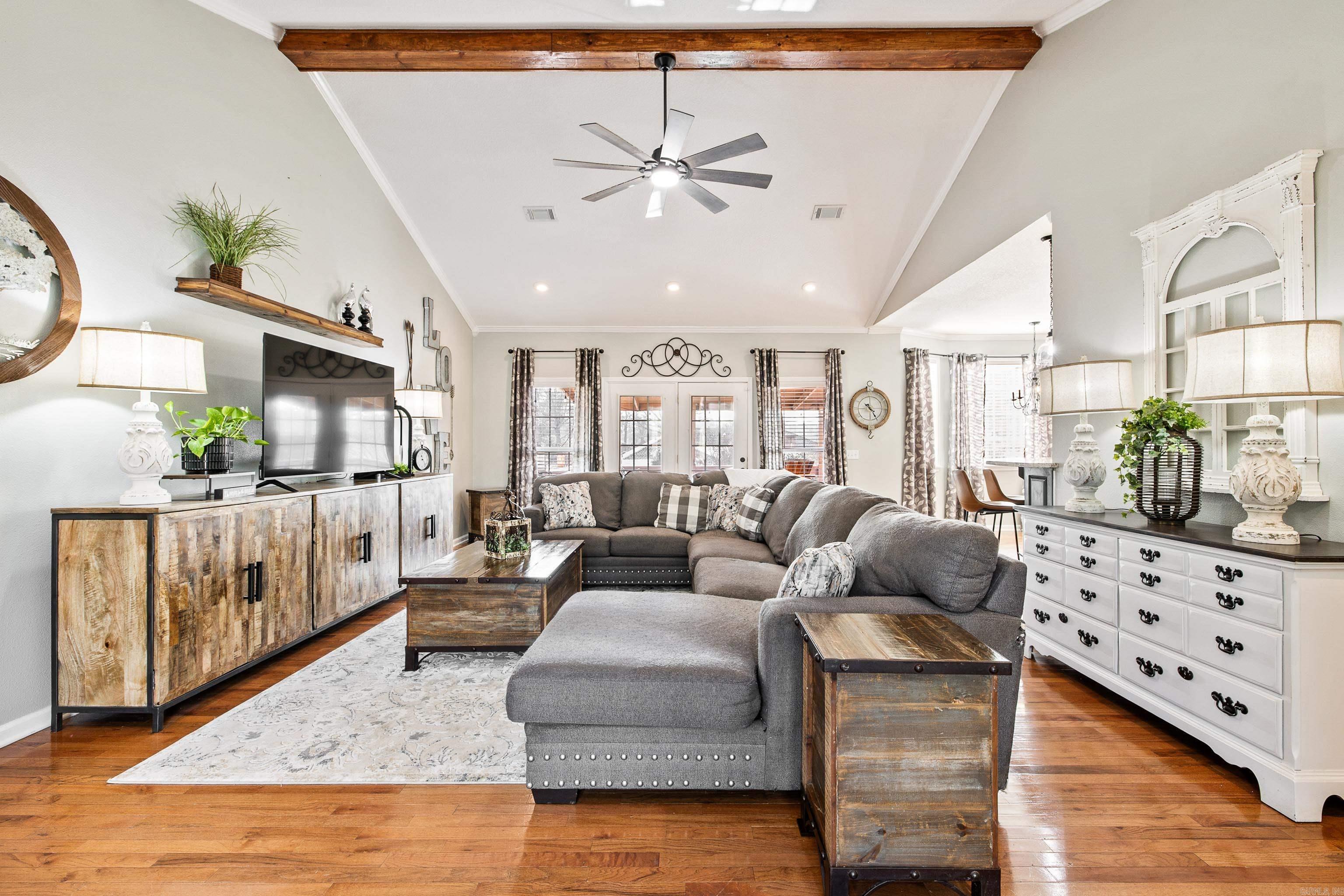 VILLAGE SOUTH - Residential