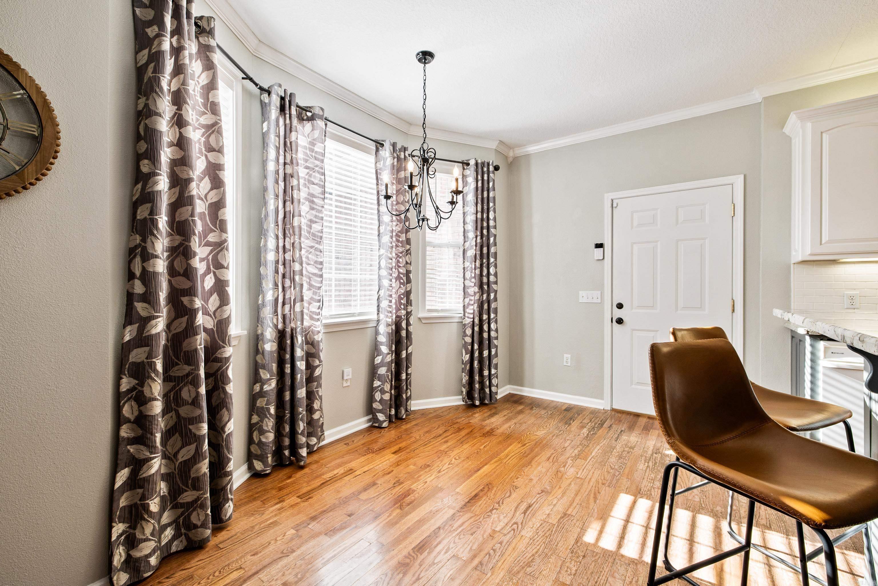 VILLAGE SOUTH - Residential